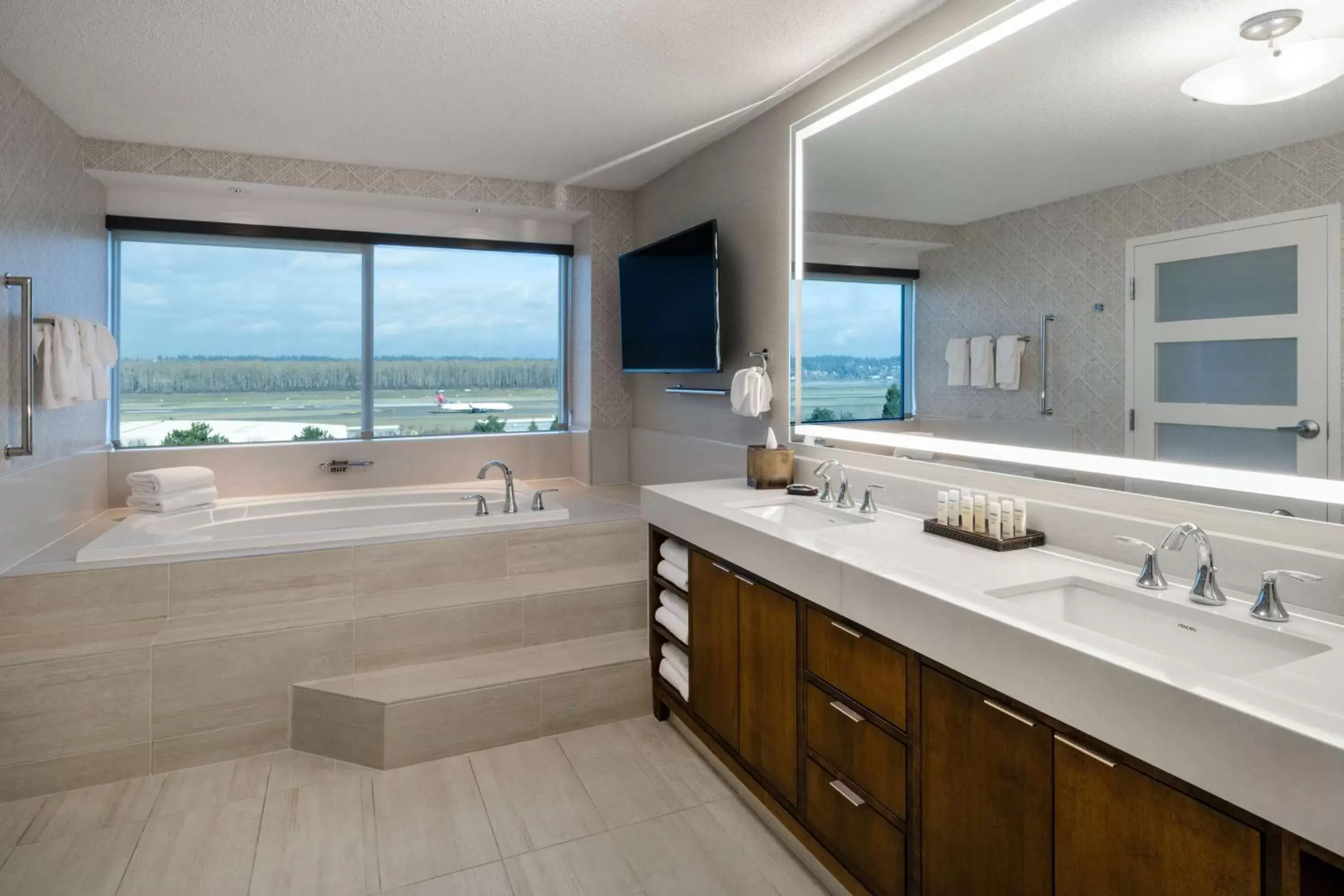 Bathroom in Embassy Suites by Hilton Portland Airport