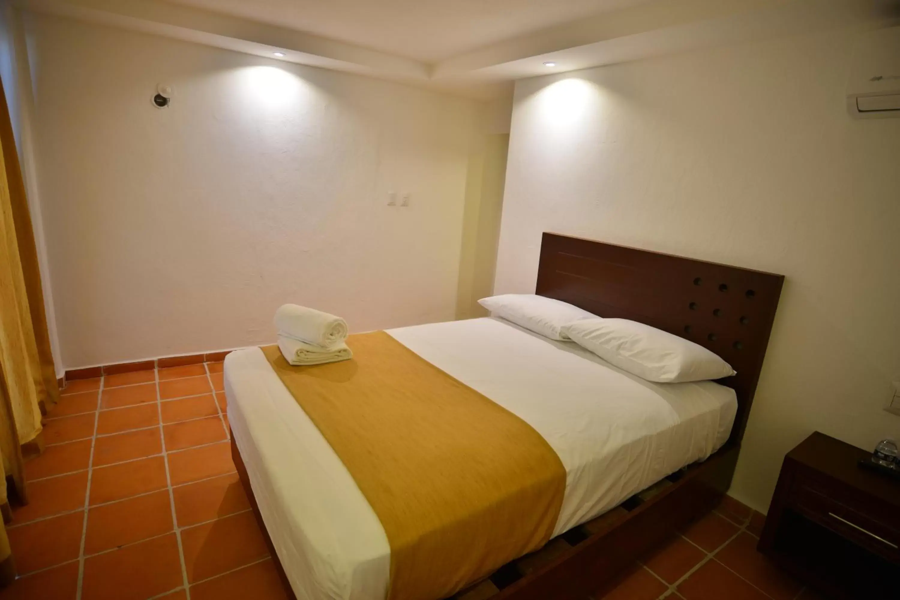 Bedroom, Bed in Hotel Rio Lagartos