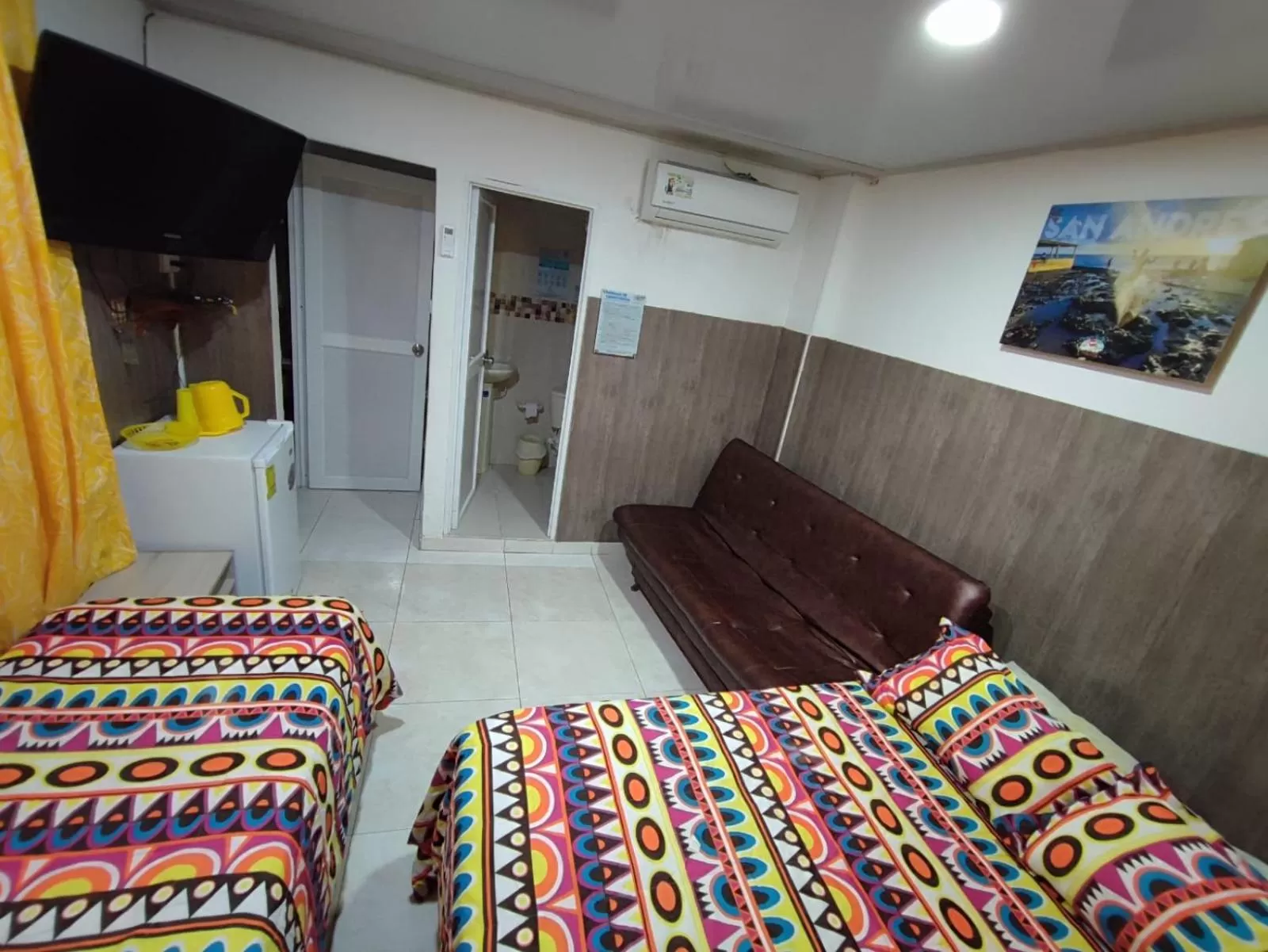 Bed in Jackson House Inn