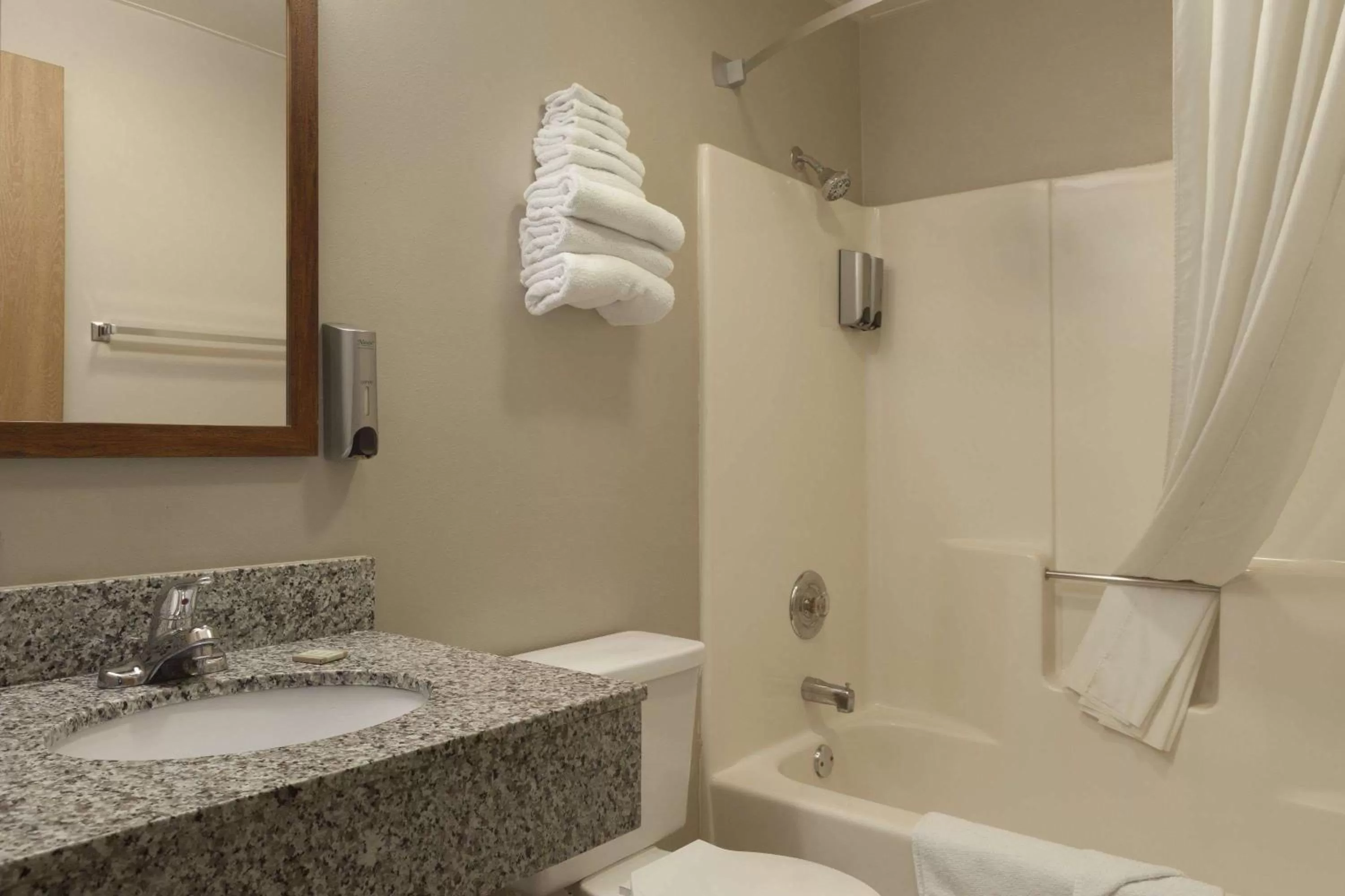 Bathroom in Super 8 by Wyndham Bridgeview/Chicago Area