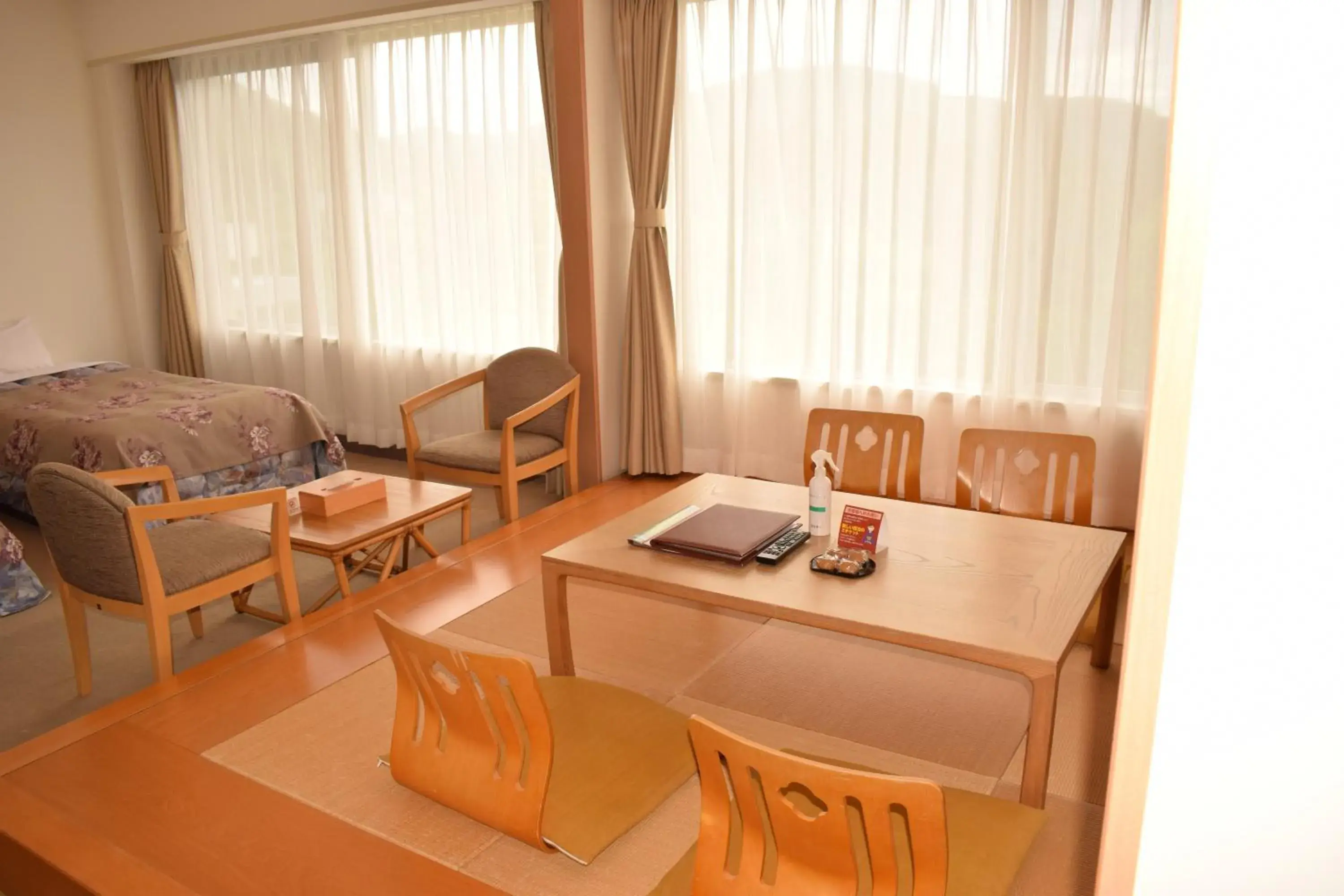 Seating Area in Hotel Kagetsuen