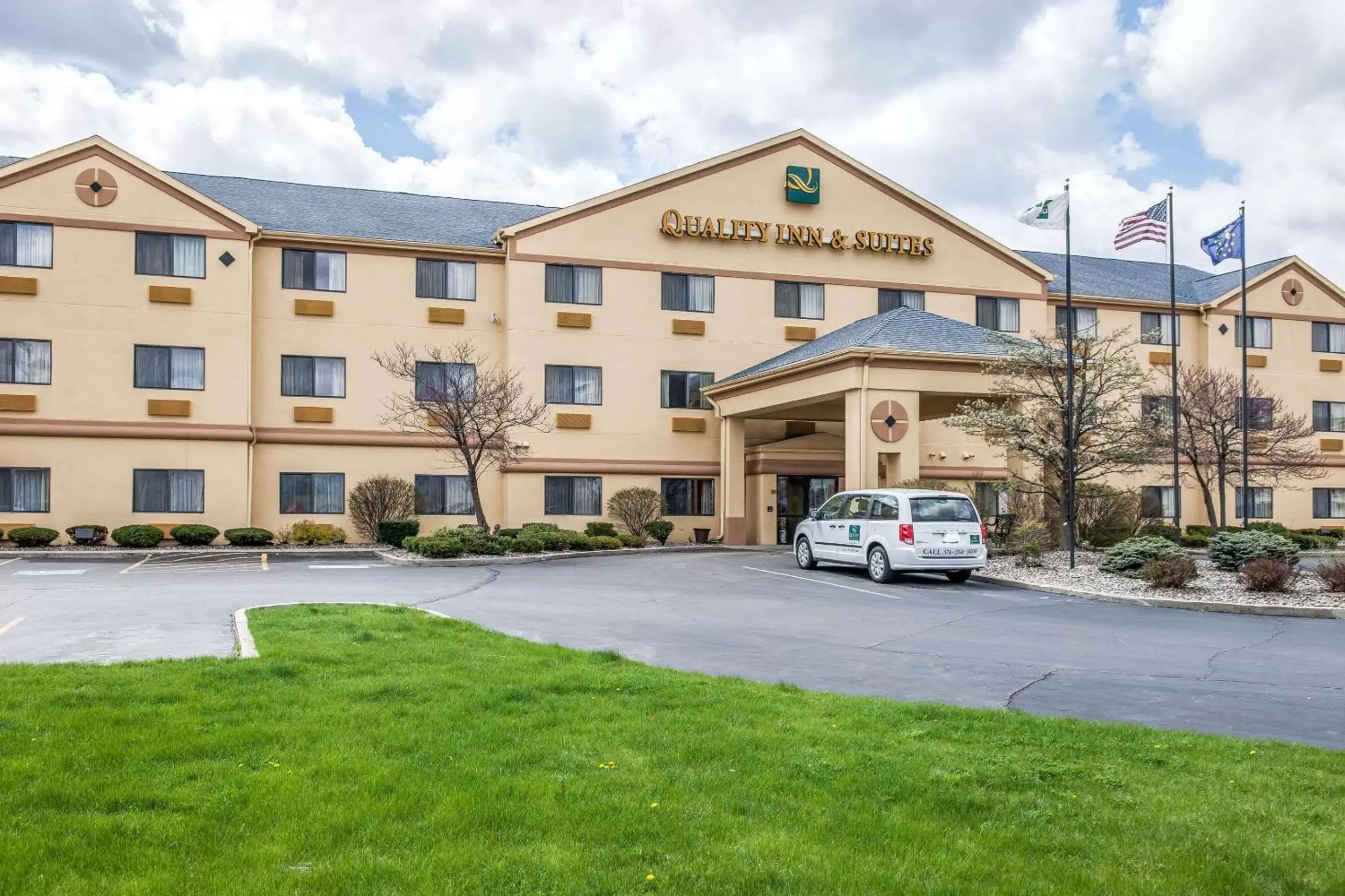 Property Building in Quality Inn & Suites South Bend Airport