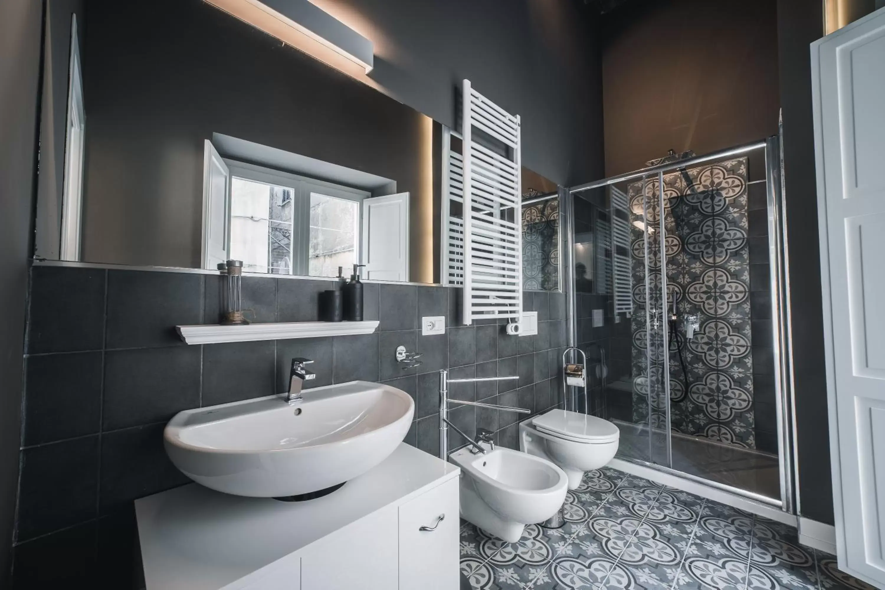 Bathroom in Palazzo Paladini - Luxury Suites in the Heart of the Old Town