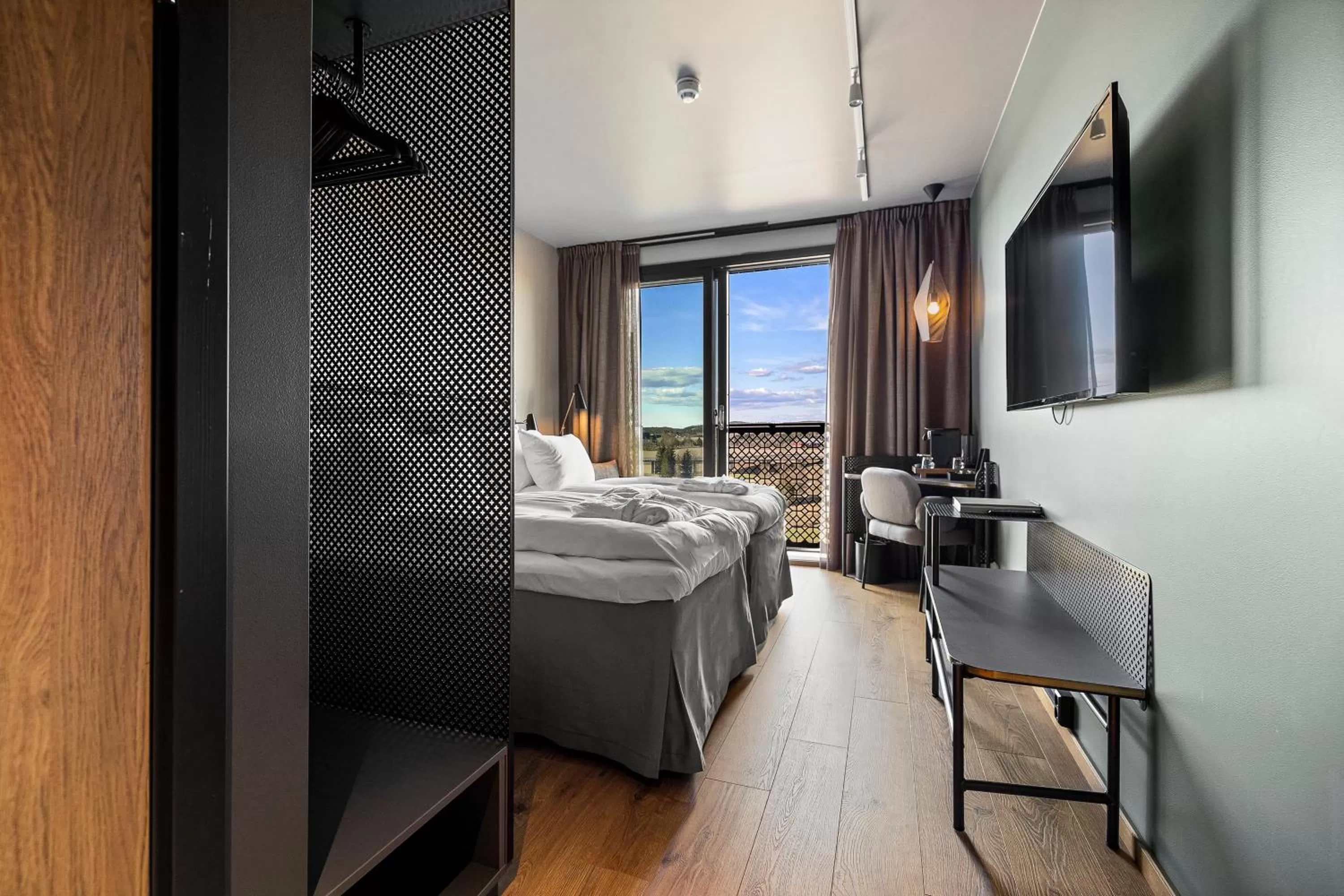 Bed in Lily Country Club