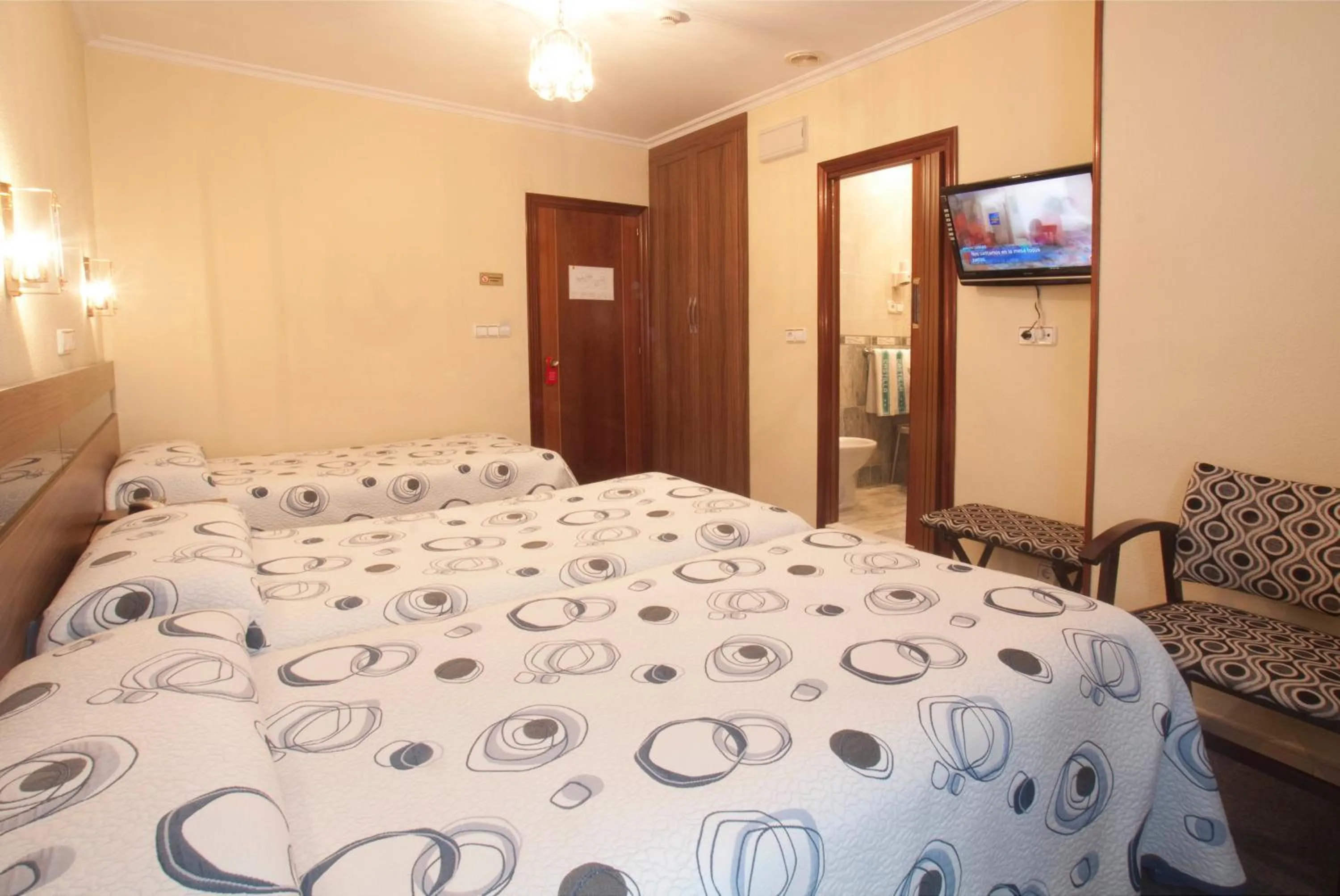 Bedroom, Bed in Hotel Castilla