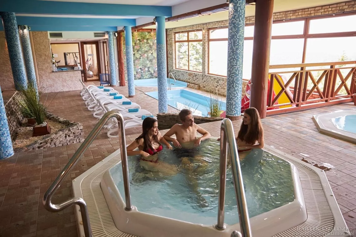 Swimming pool in Hotel Beskidzki Raj Medical SPA