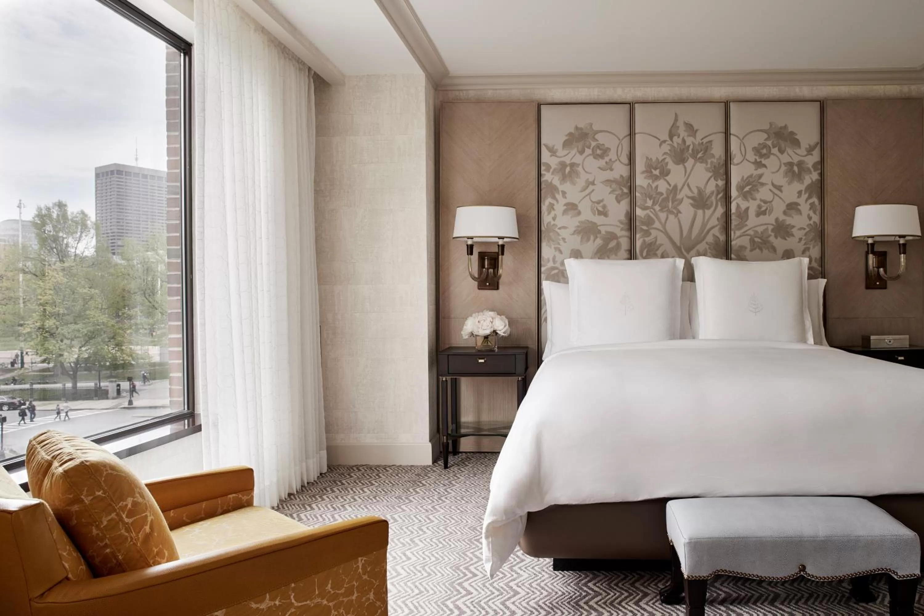 Photo of the whole room, Bed in Four Seasons Boston