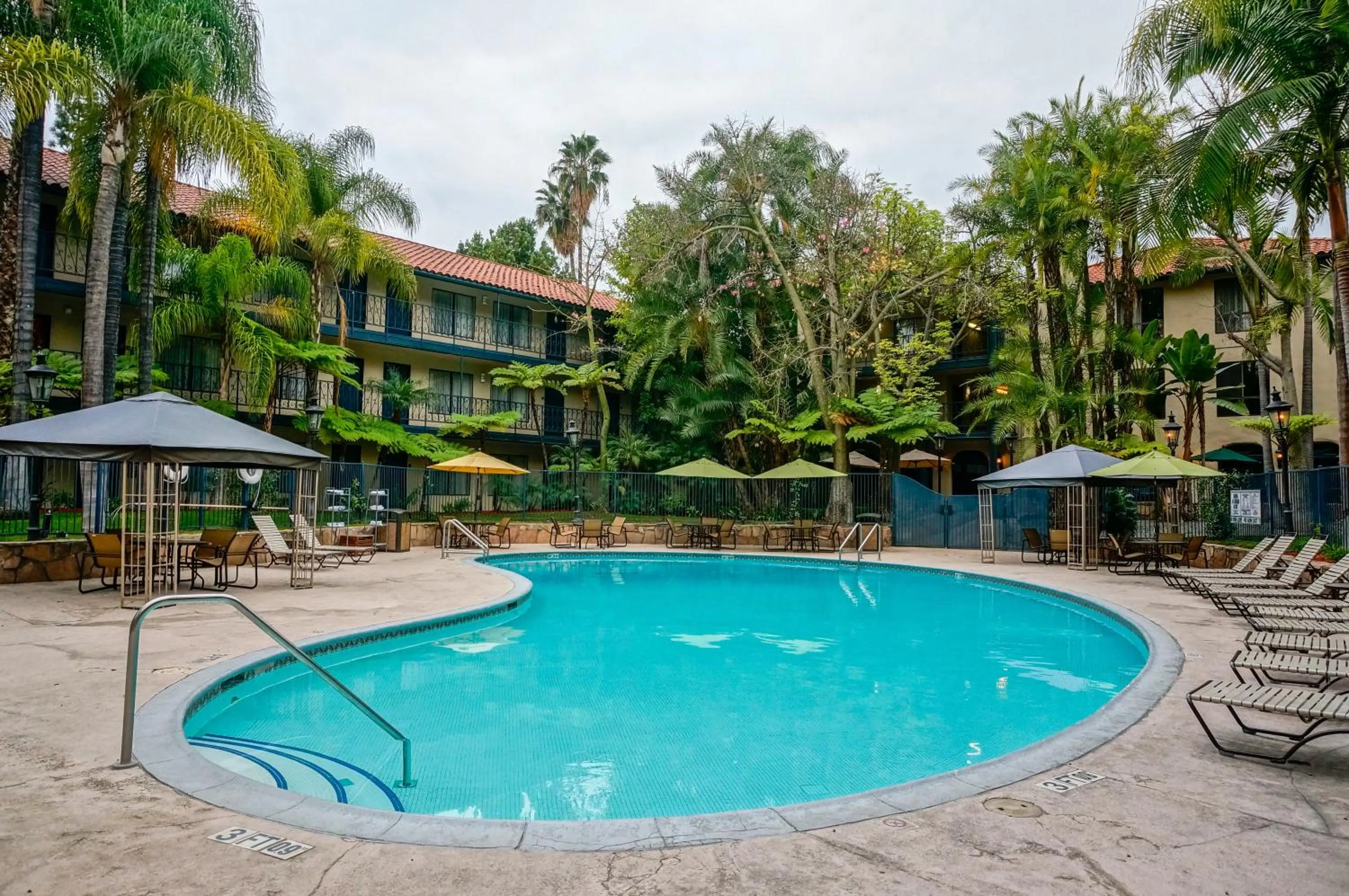 Day in Vanllee Hotel