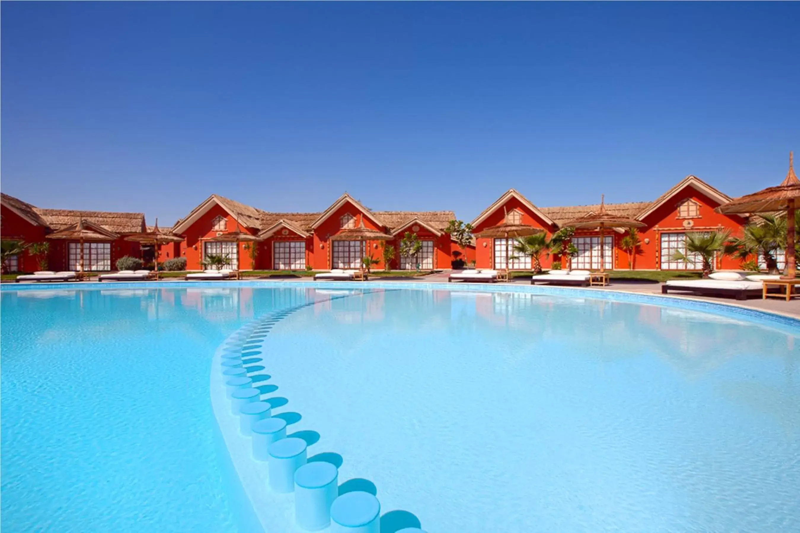 Property building, Swimming Pool in Pickalbatros Jungle Aqua Park - Neverland Hurghada