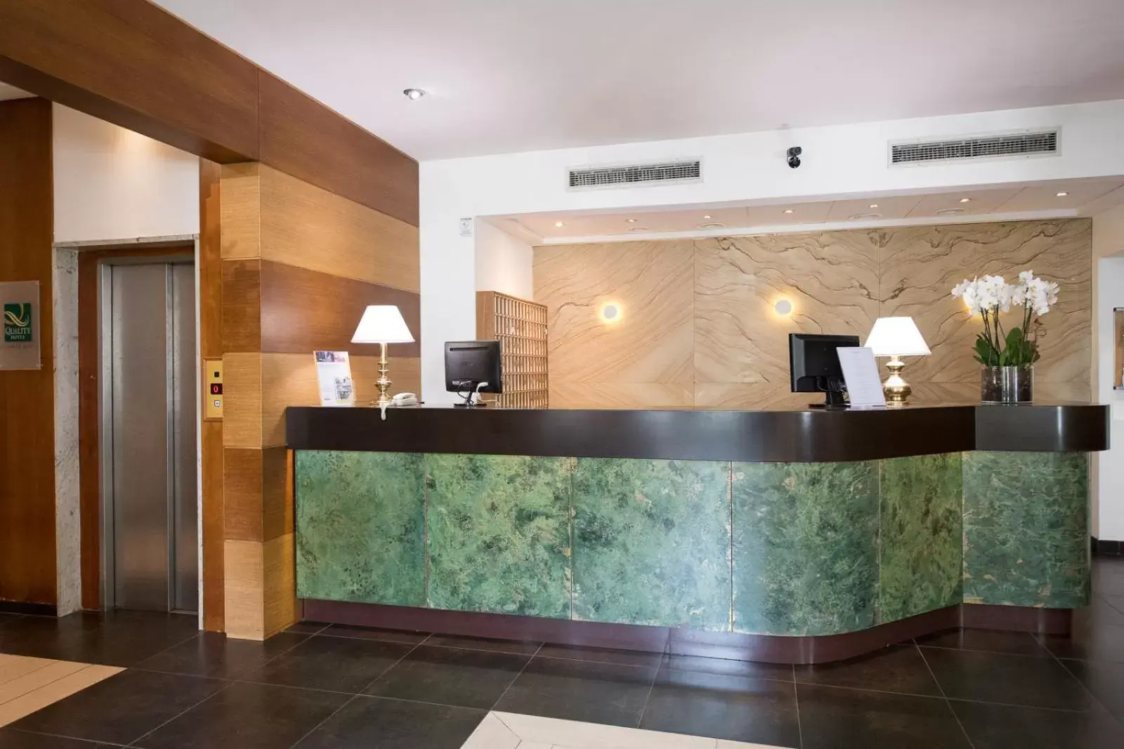 Lobby or reception, Lobby/Reception in Quality Hotel Nova Domus