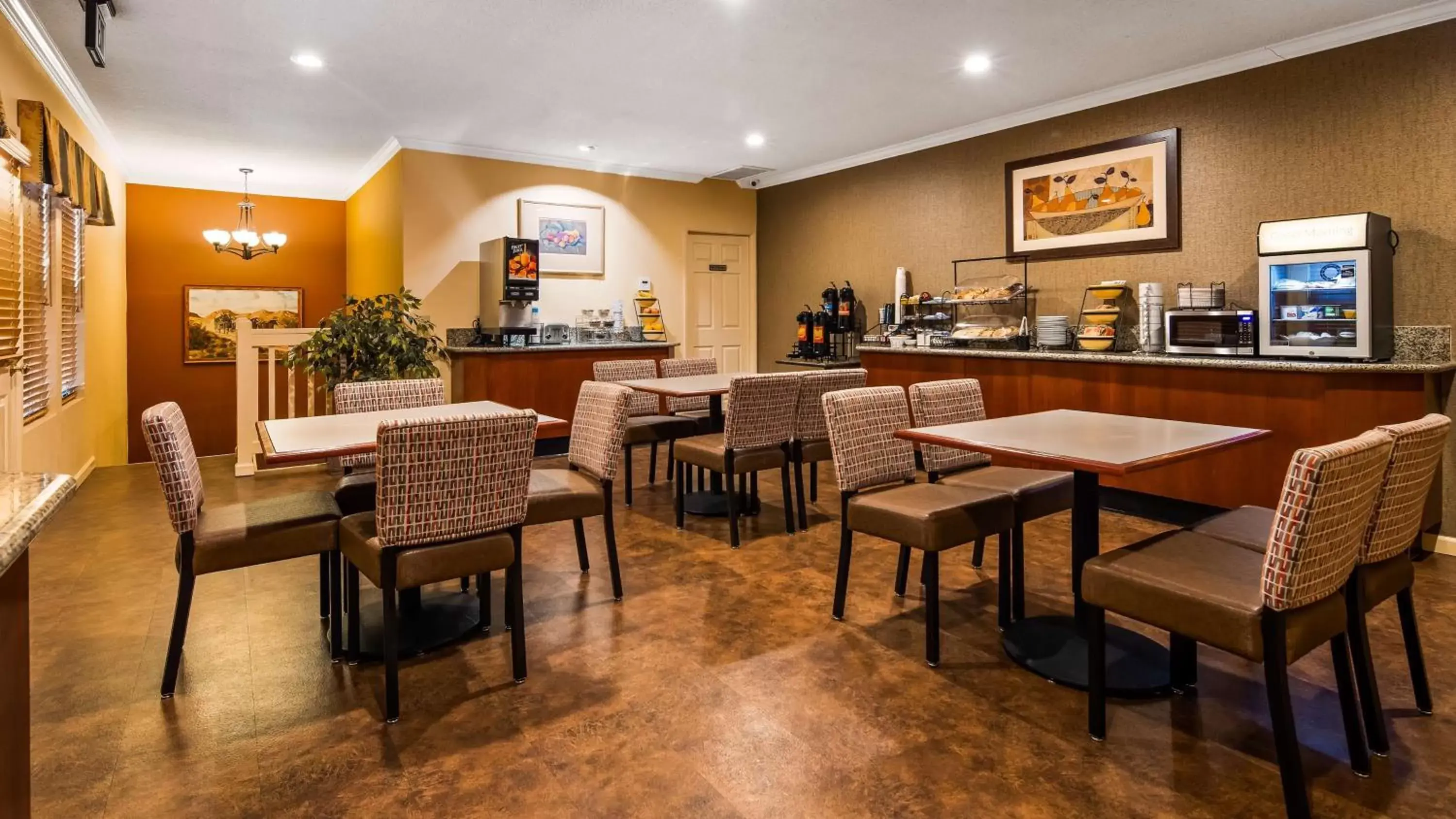 Restaurant/Places to Eat in Best Western Stagecoach Inn