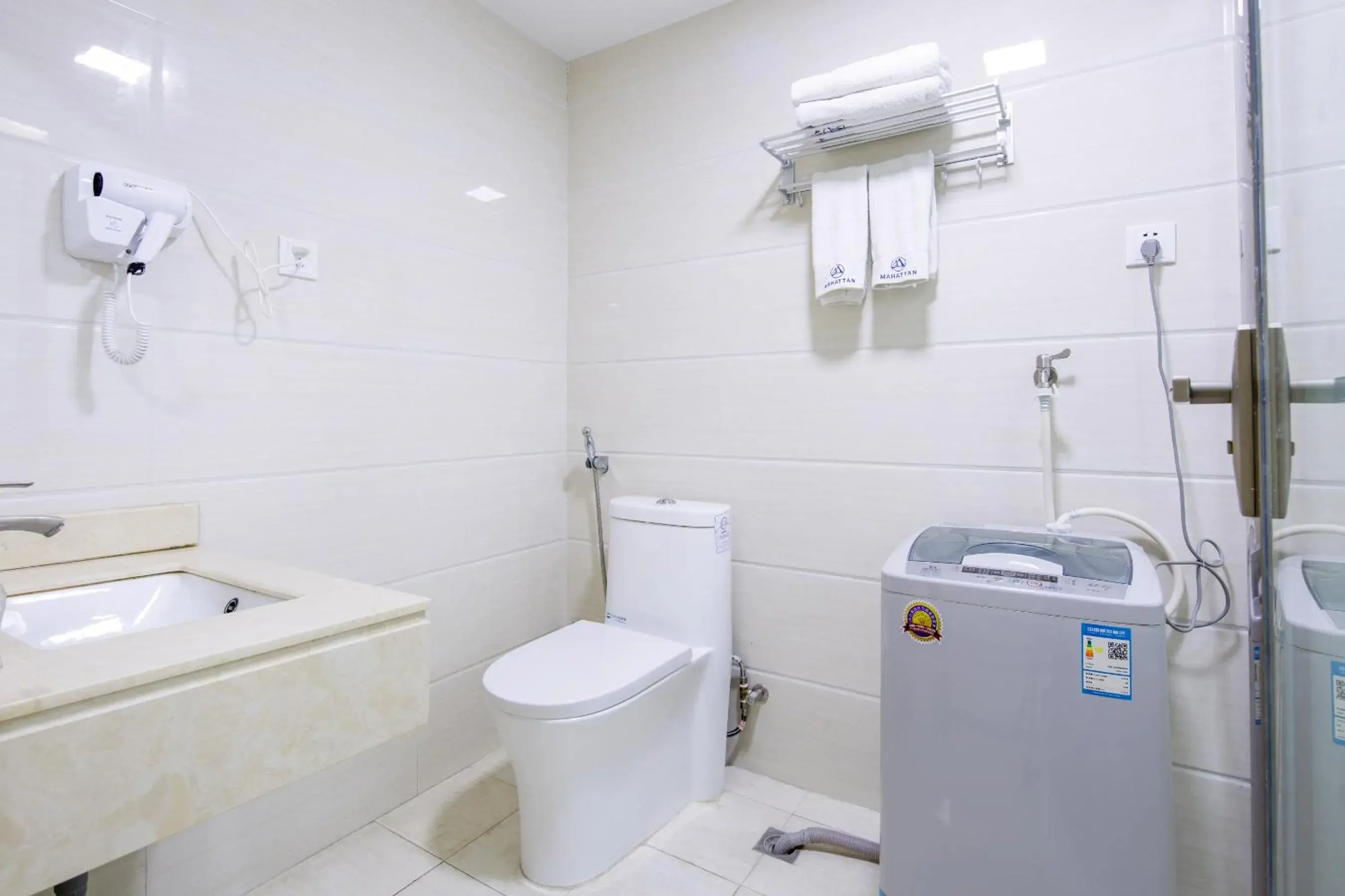 Bathroom in Guangzhou Manhattan International Apartment Zhengjia Branch