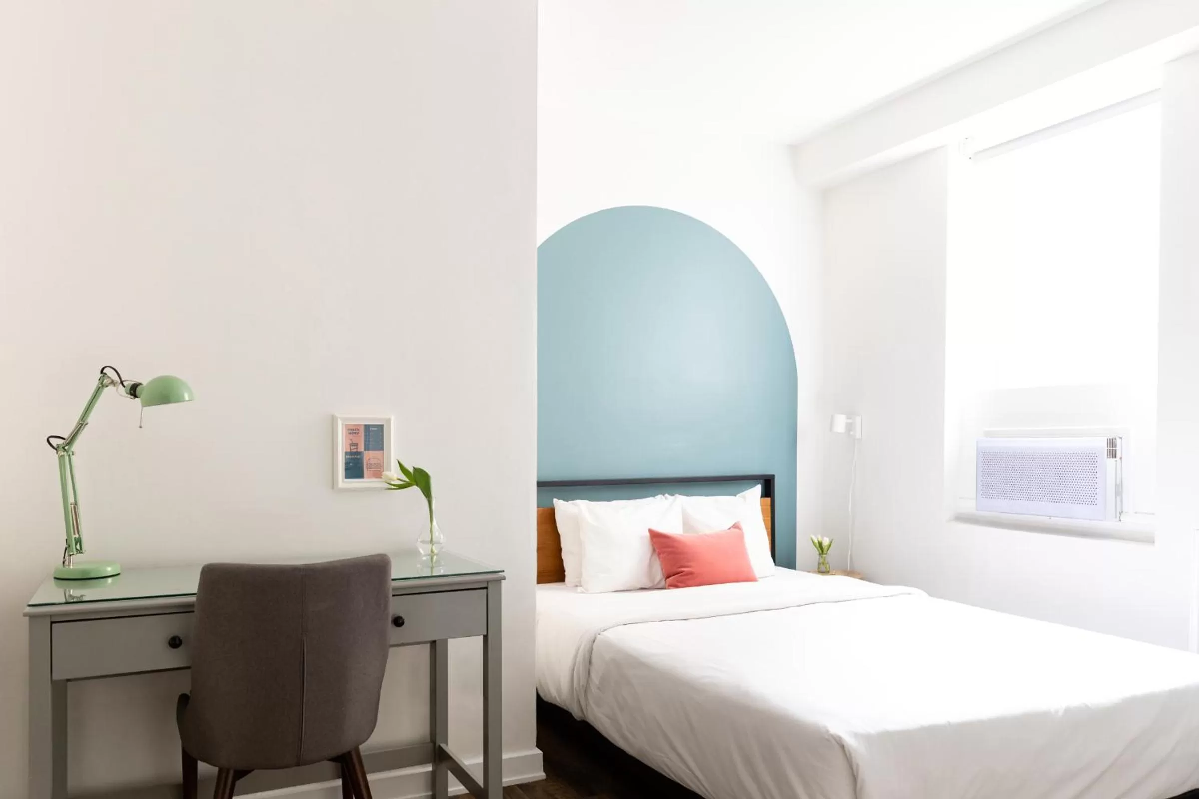 TV and multimedia, Bed in Pembroke Inn