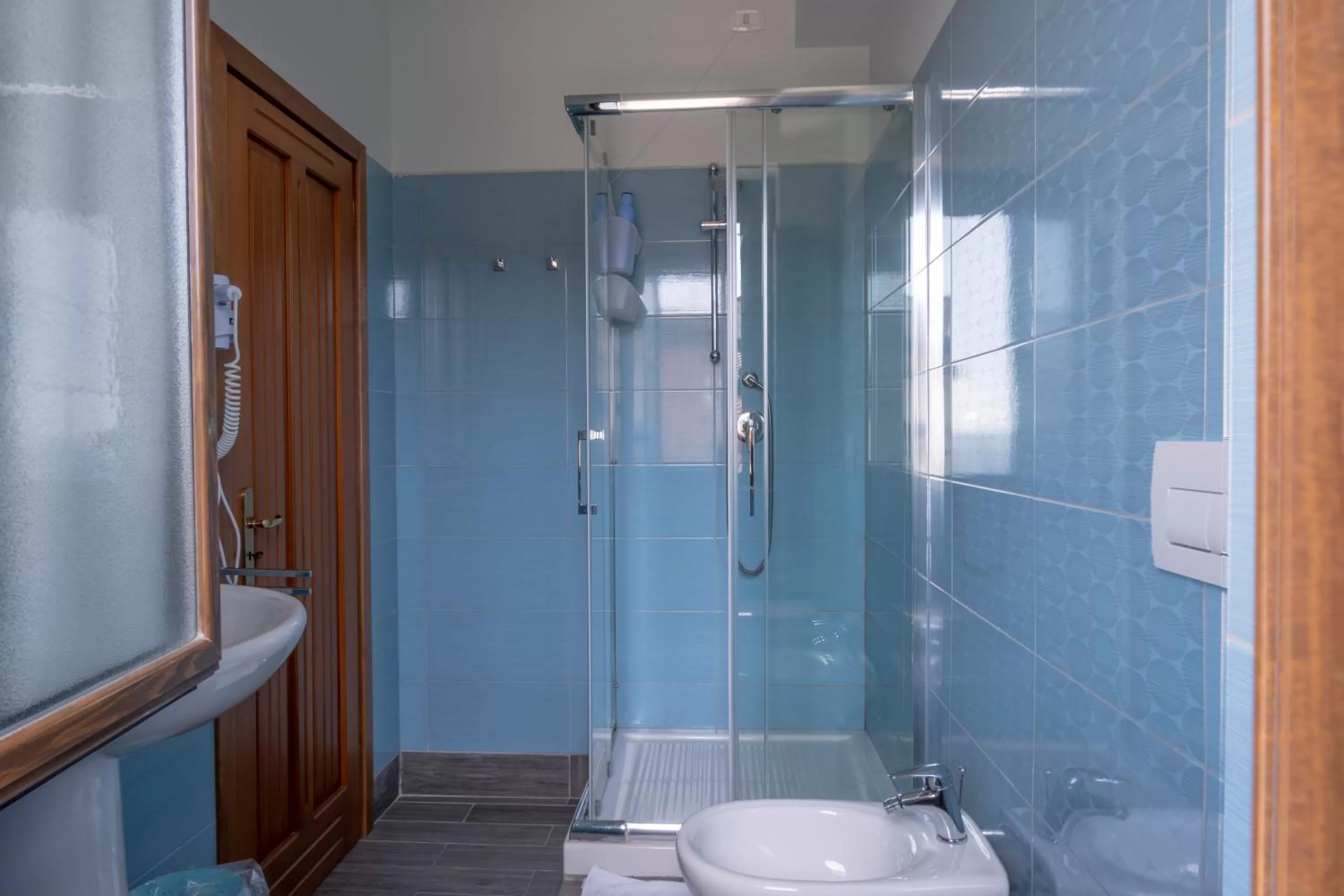 Shower in B&B a due passi dal mare