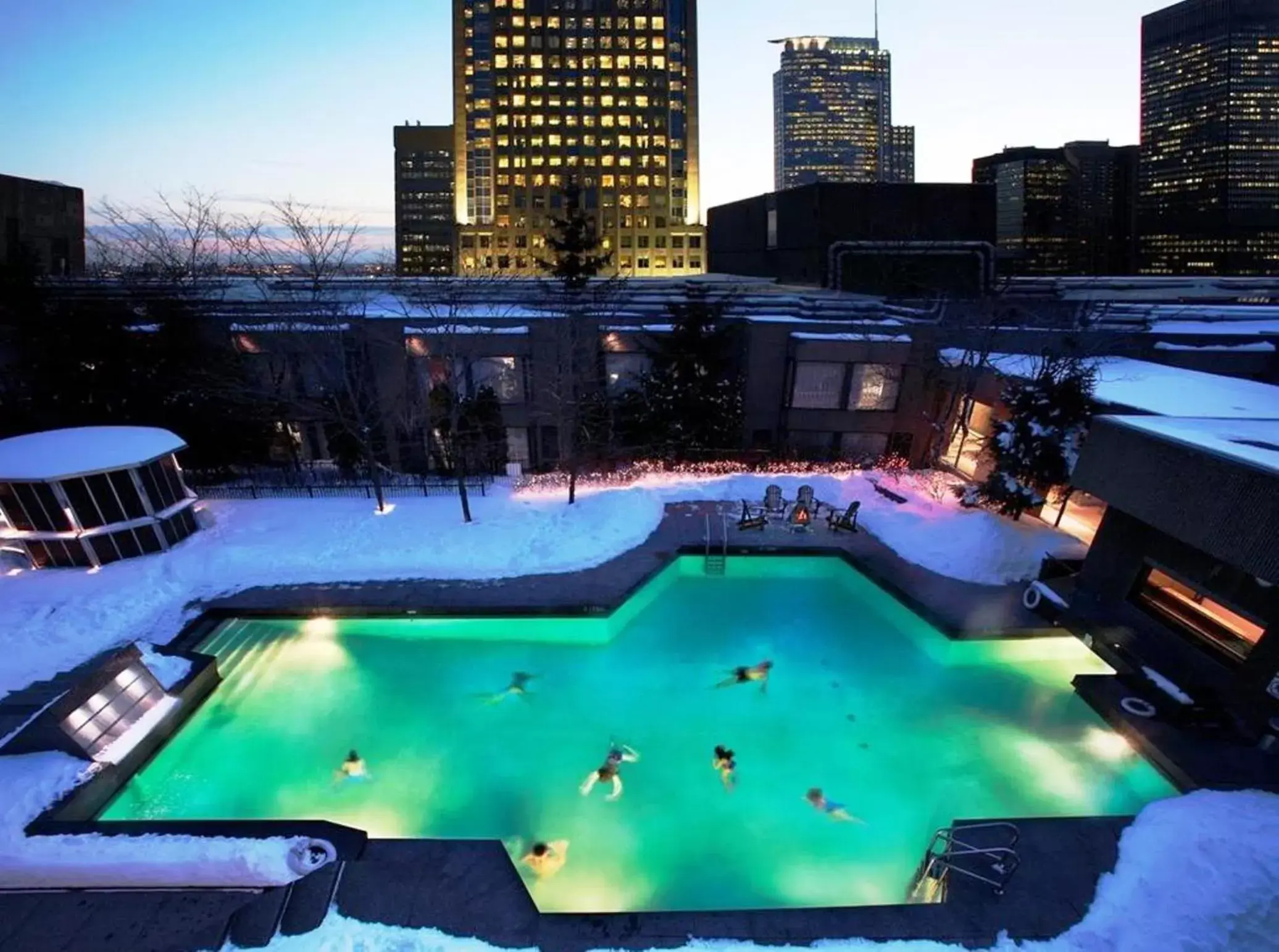 Swimming pool, Pool View in Hotel Bonaventure Montreal