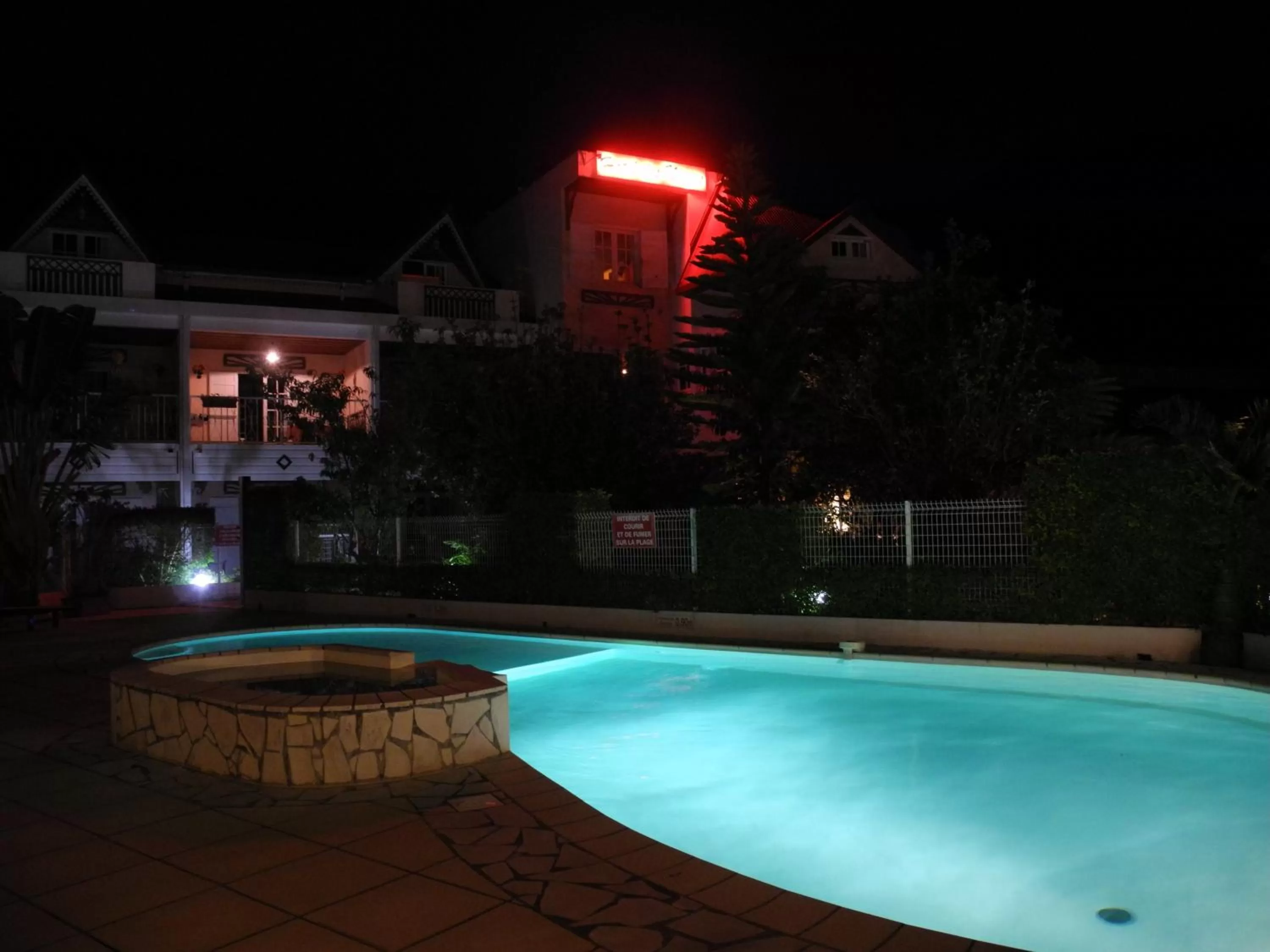 Facade/entrance in Hotel Des Neiges