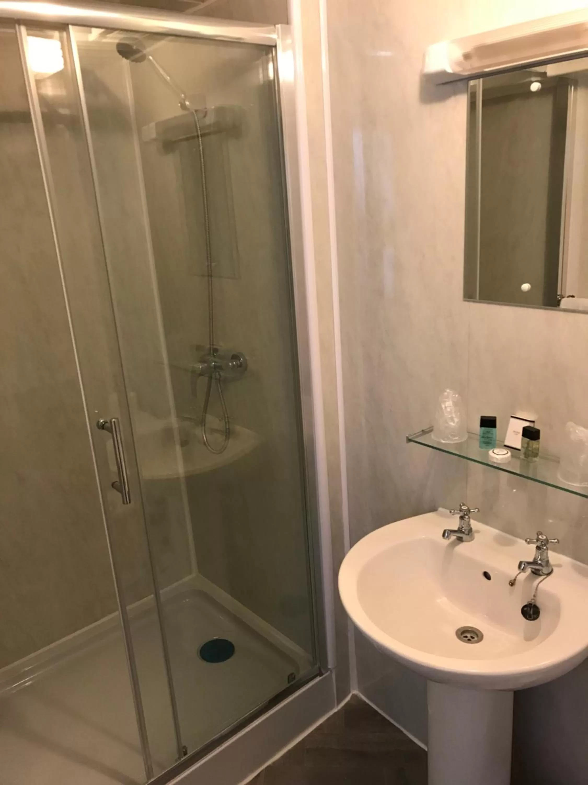 Bathroom in The Oasis Hotel