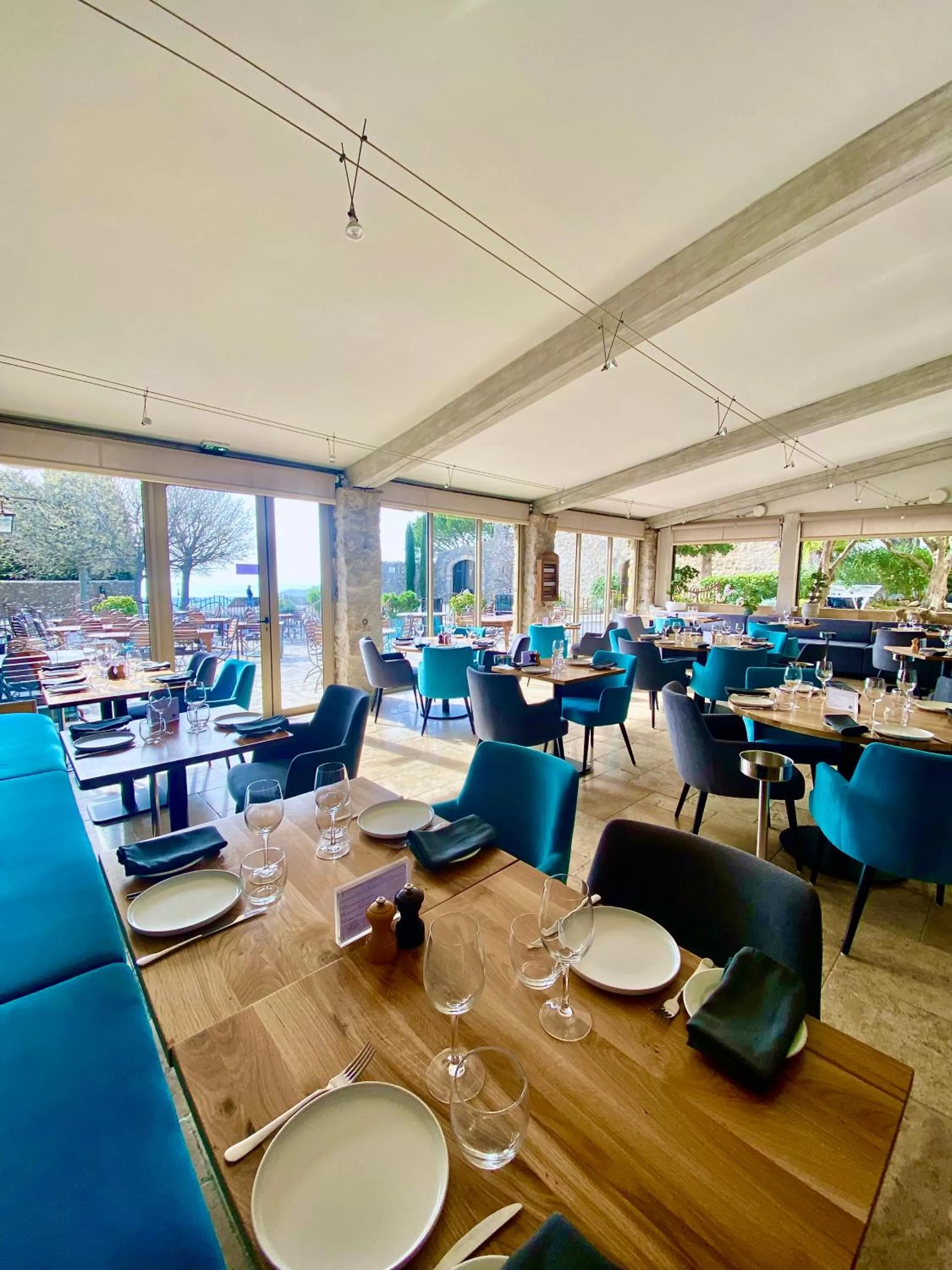 Restaurant/Places to Eat in Auberge du Vieux Château