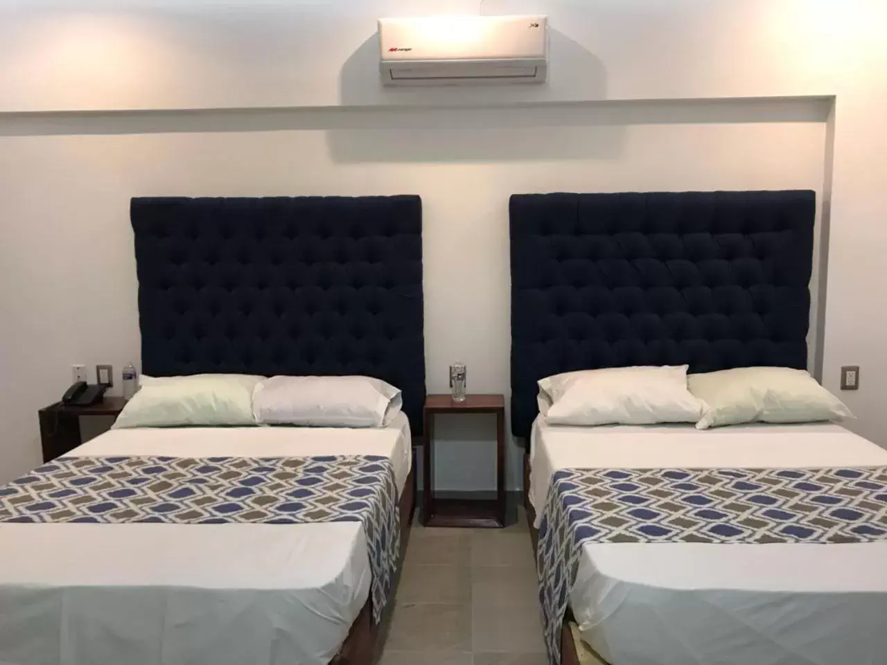 Property building, Bed in Hotel Plaza Amalia