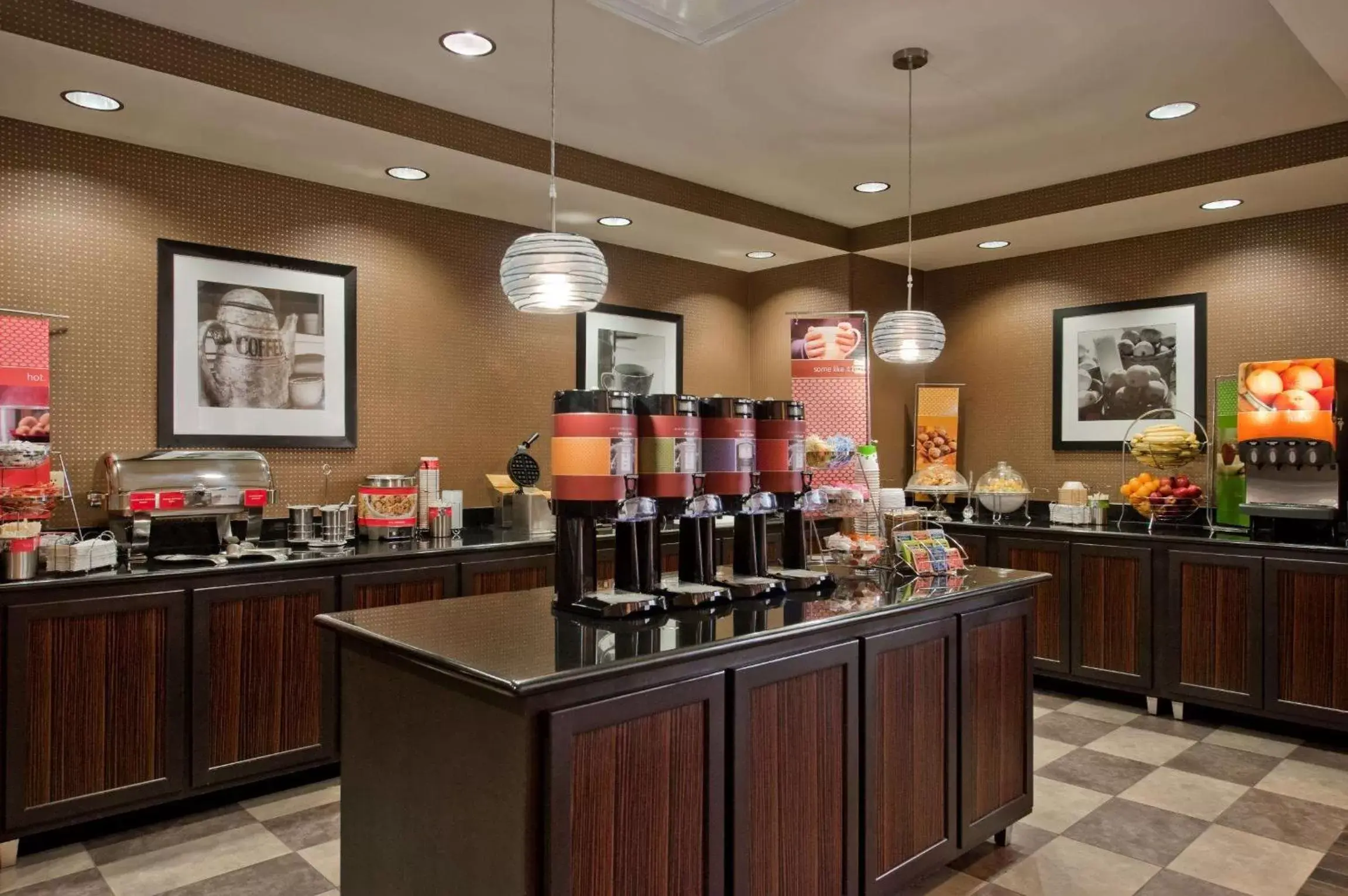 Dining area, Restaurant/Places to Eat in Hampton Inn & Suites Detroit/Airport Romulus