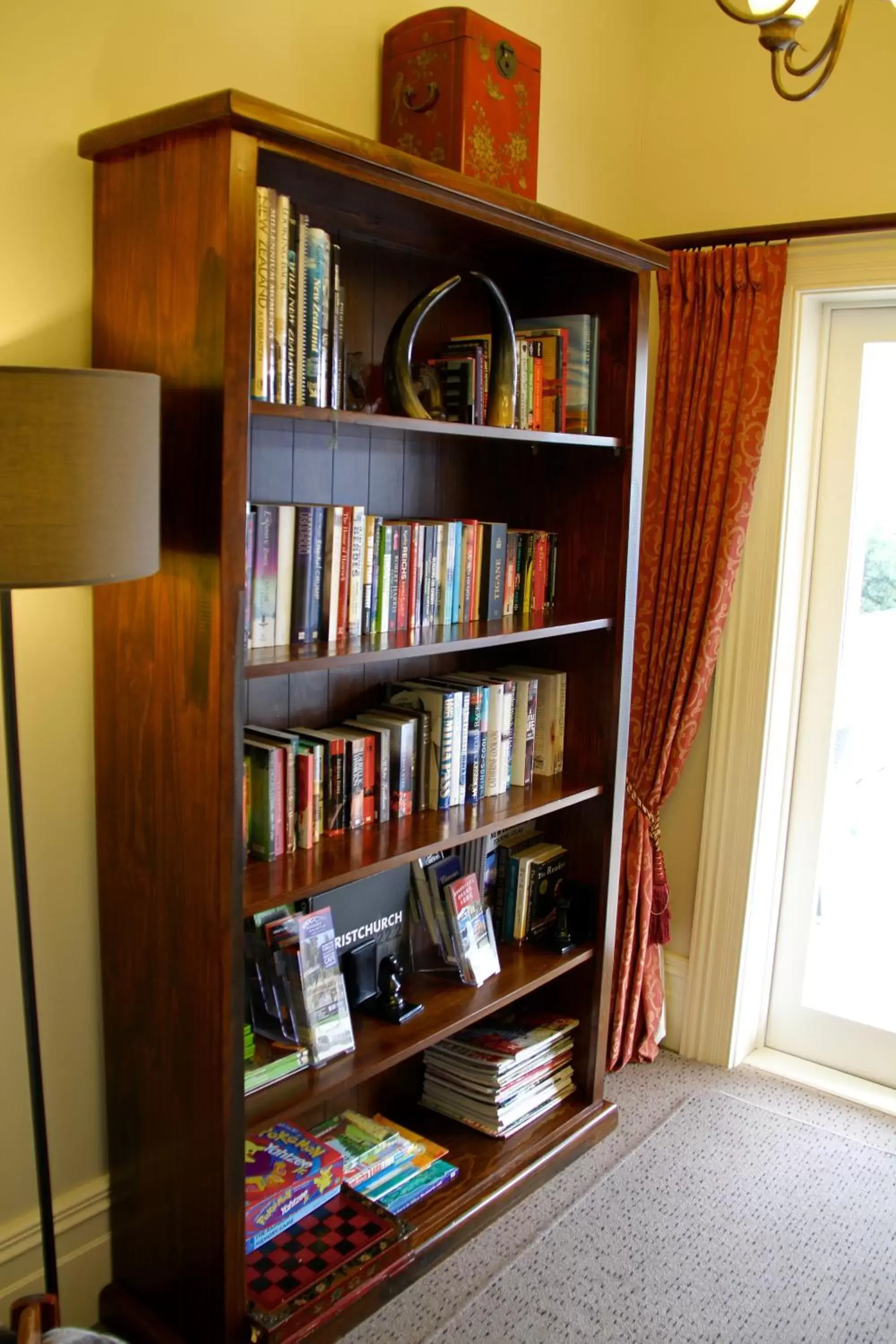 Library in Merivale Manor