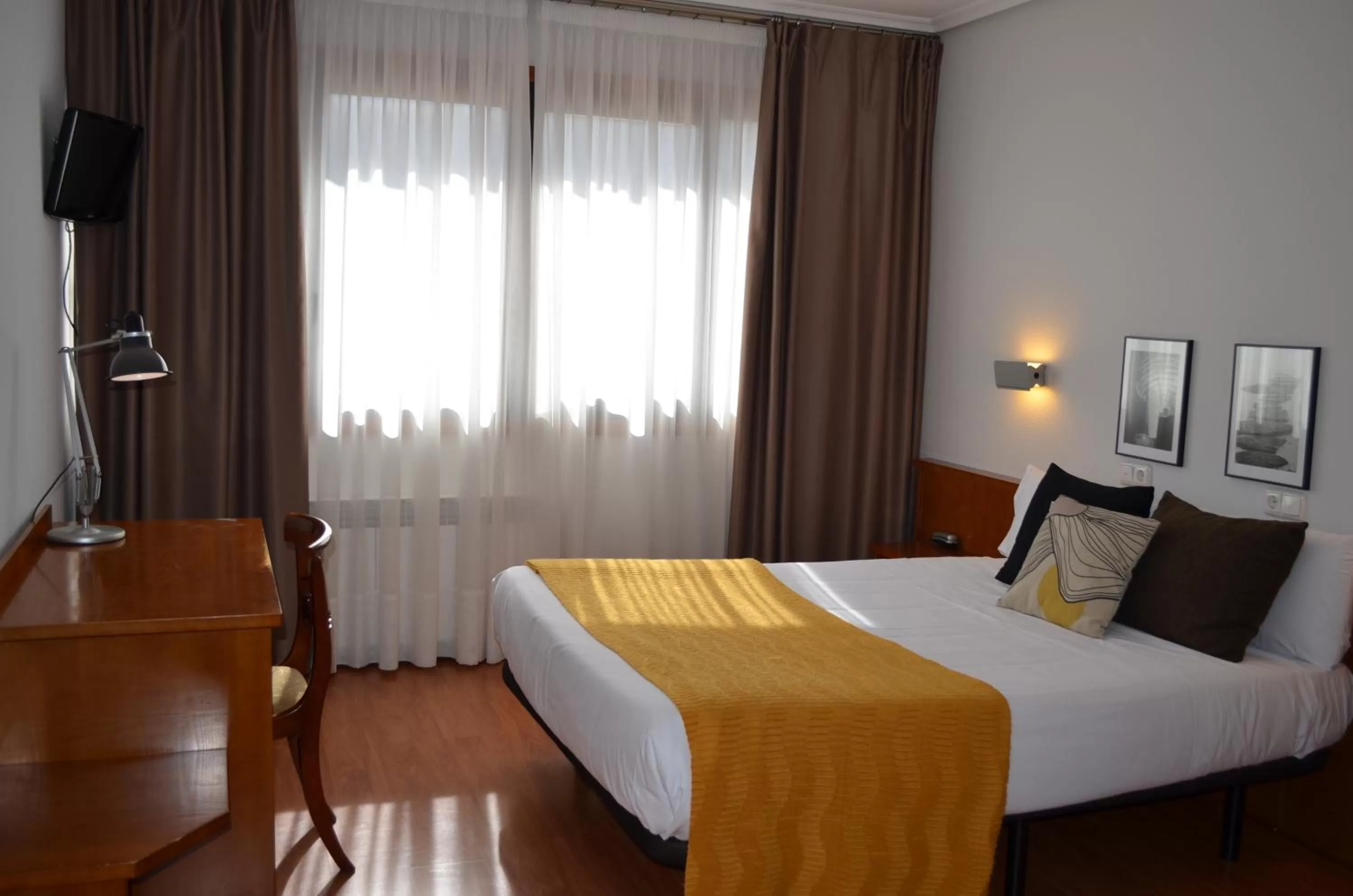 Bed in Hotel Elorrio