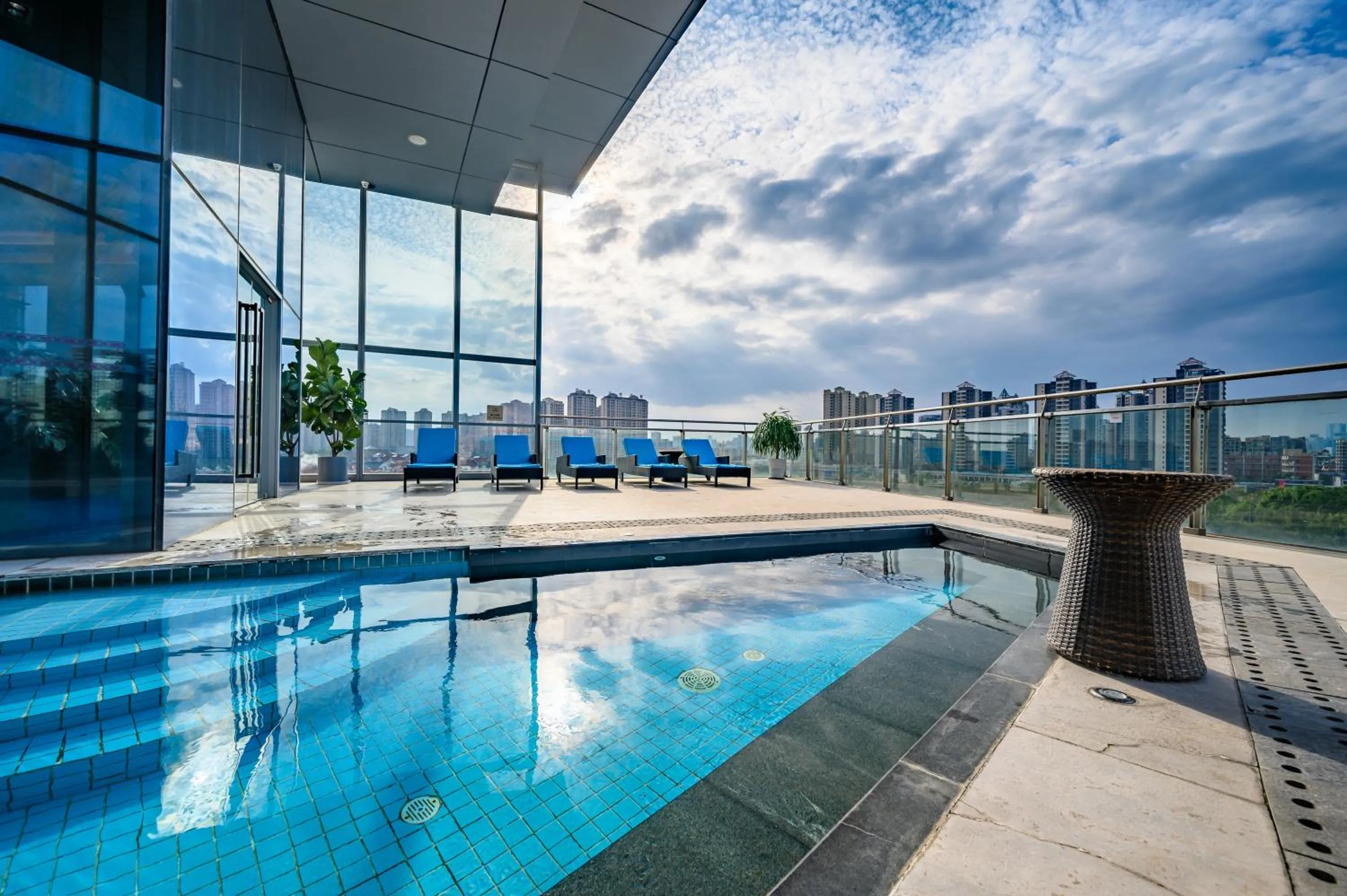 Swimming pool in Crowne Plaza Huizhou by IHG