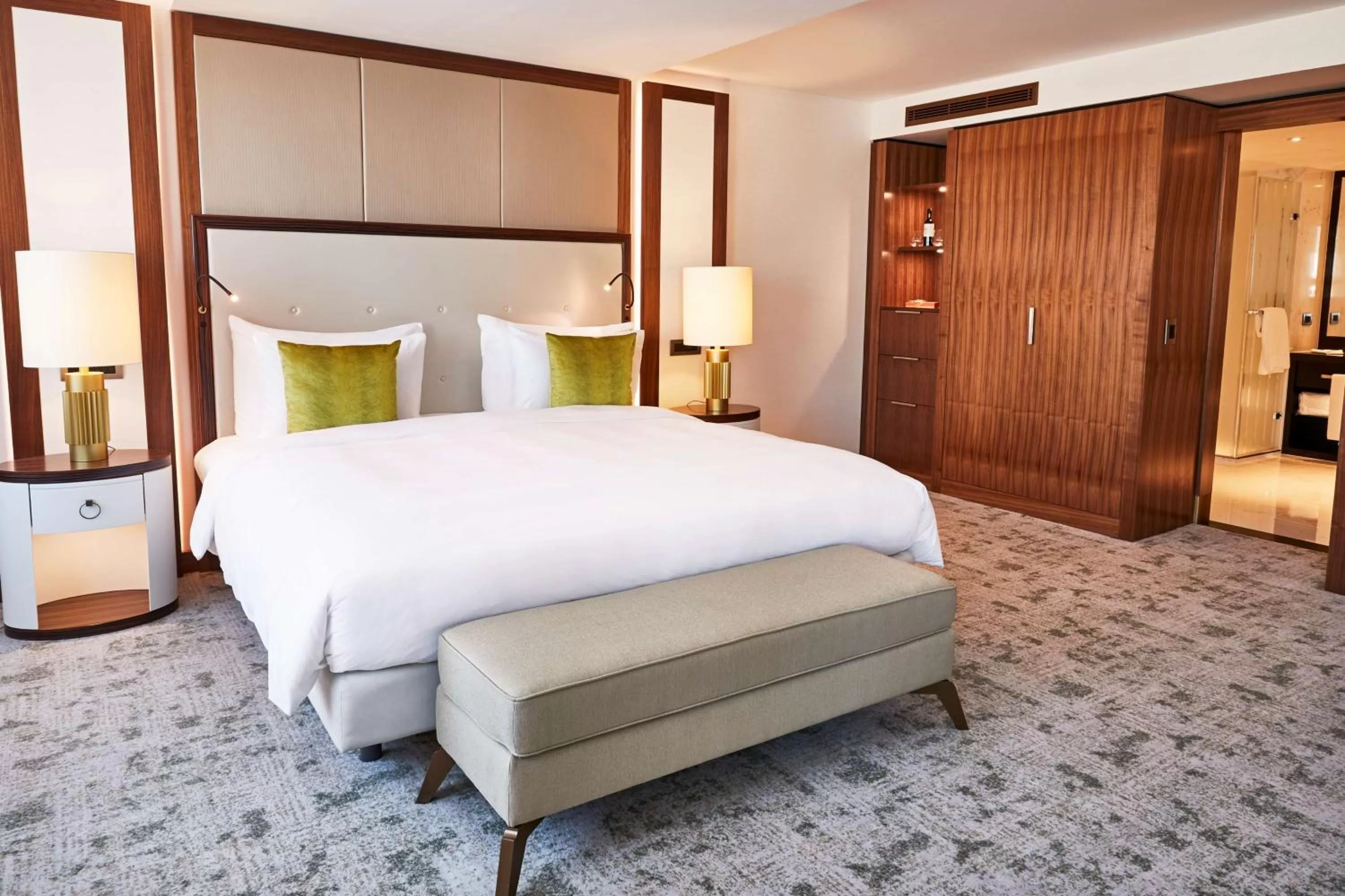 Photo of the whole room, Bed in Kempinski Hotel Corvinus Budapest