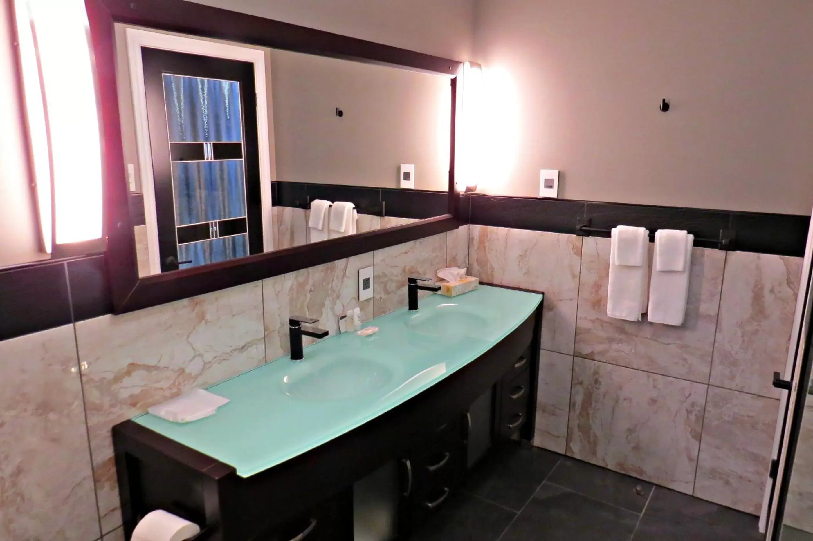 Bathroom in Dockside Suites