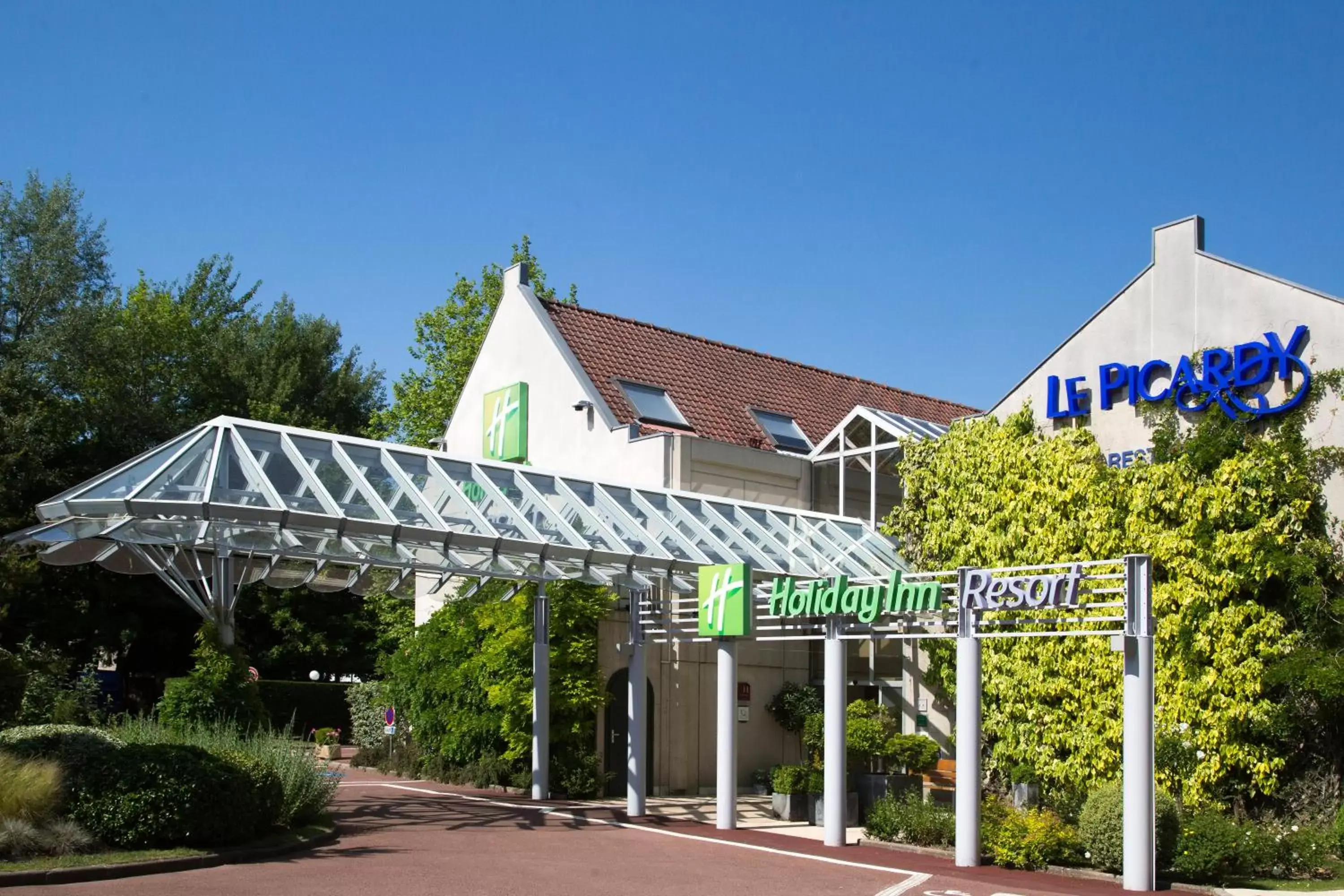 Property Building in Holiday Inn Resort Le Touquet