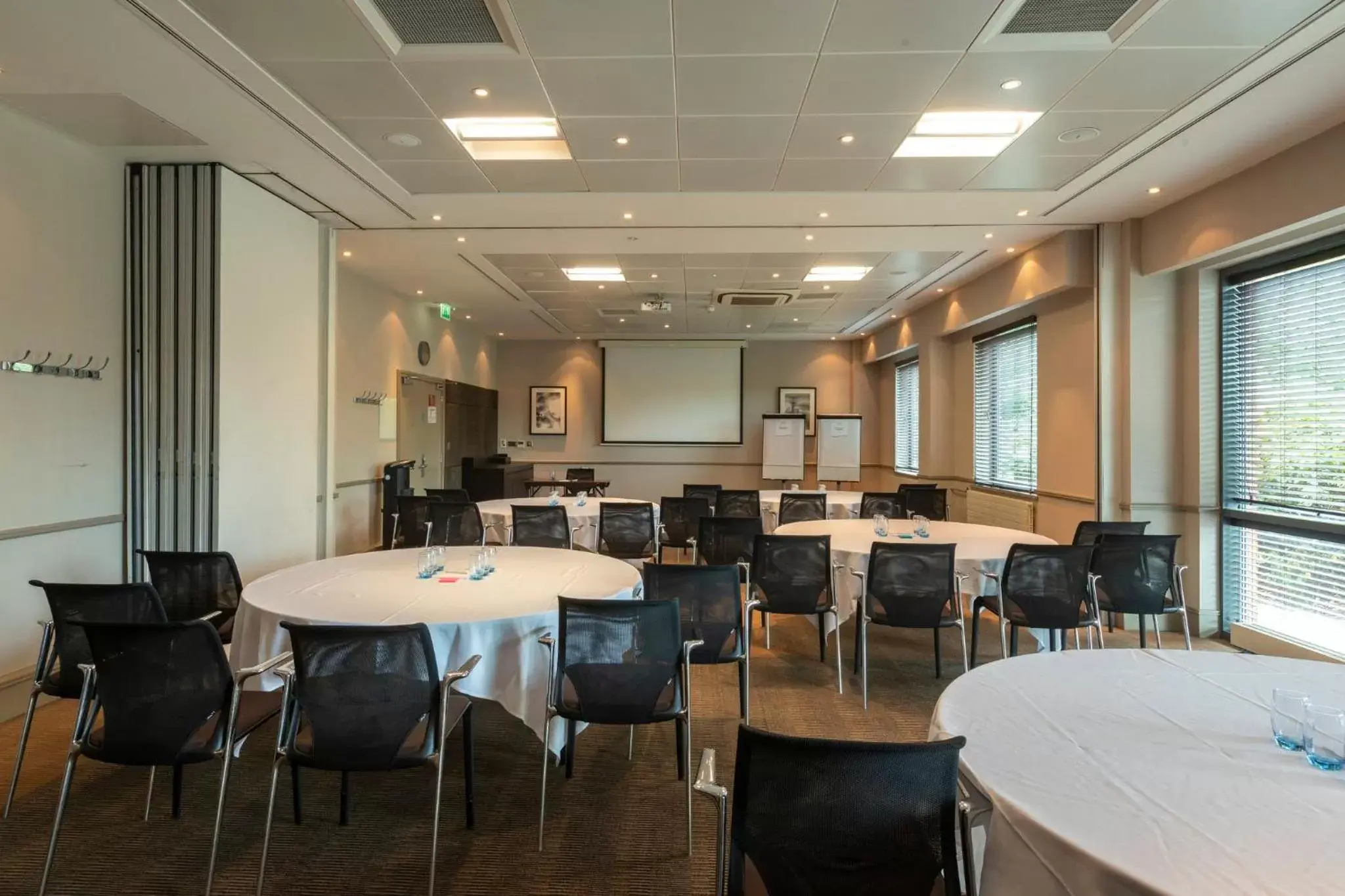 Meeting/conference room in Crowne Plaza Birmingham NEC, an IHG Hotel