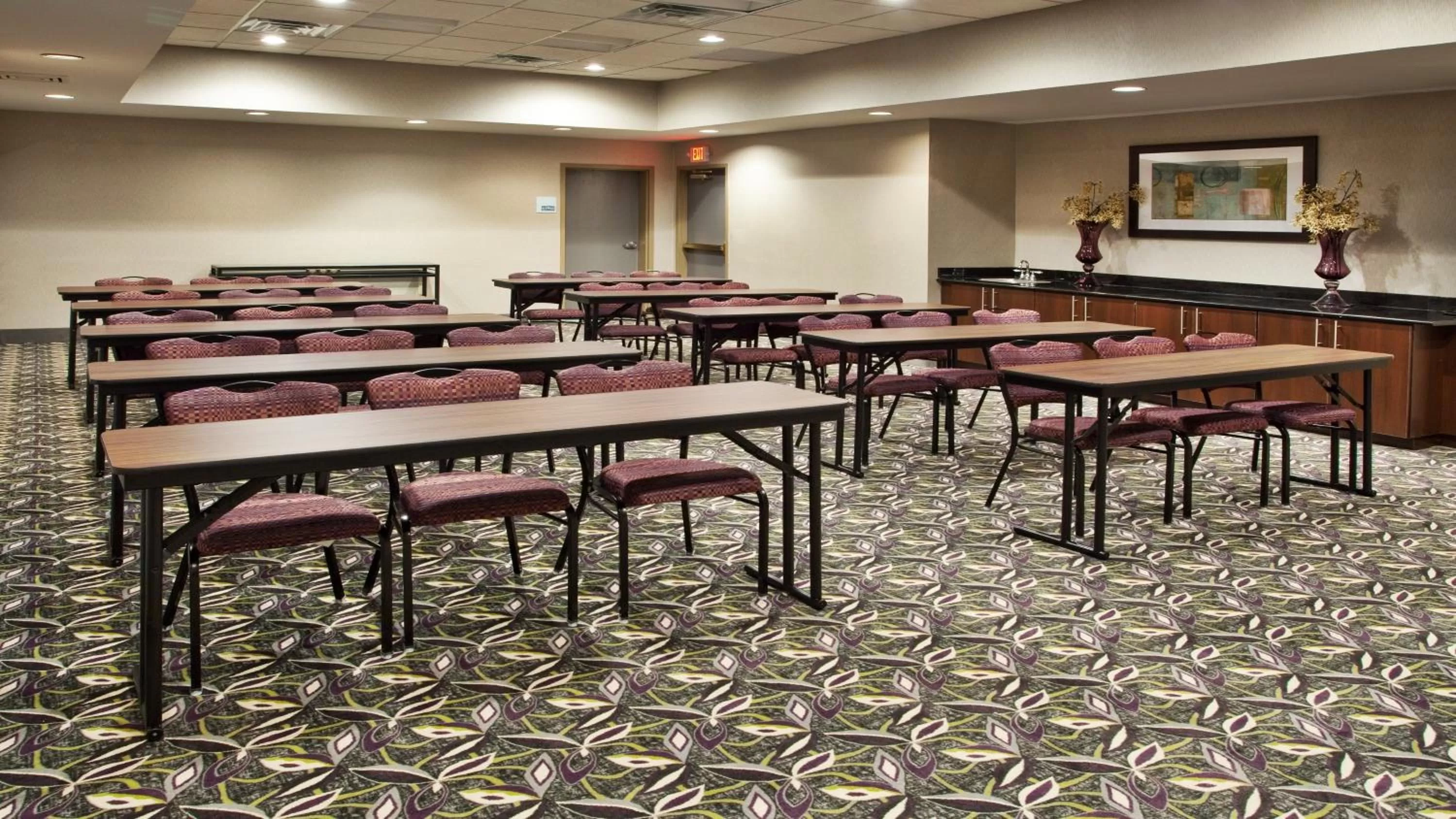 Meeting/conference room in Holiday Inn Express Atlanta West - Theme Park Area by IHG
