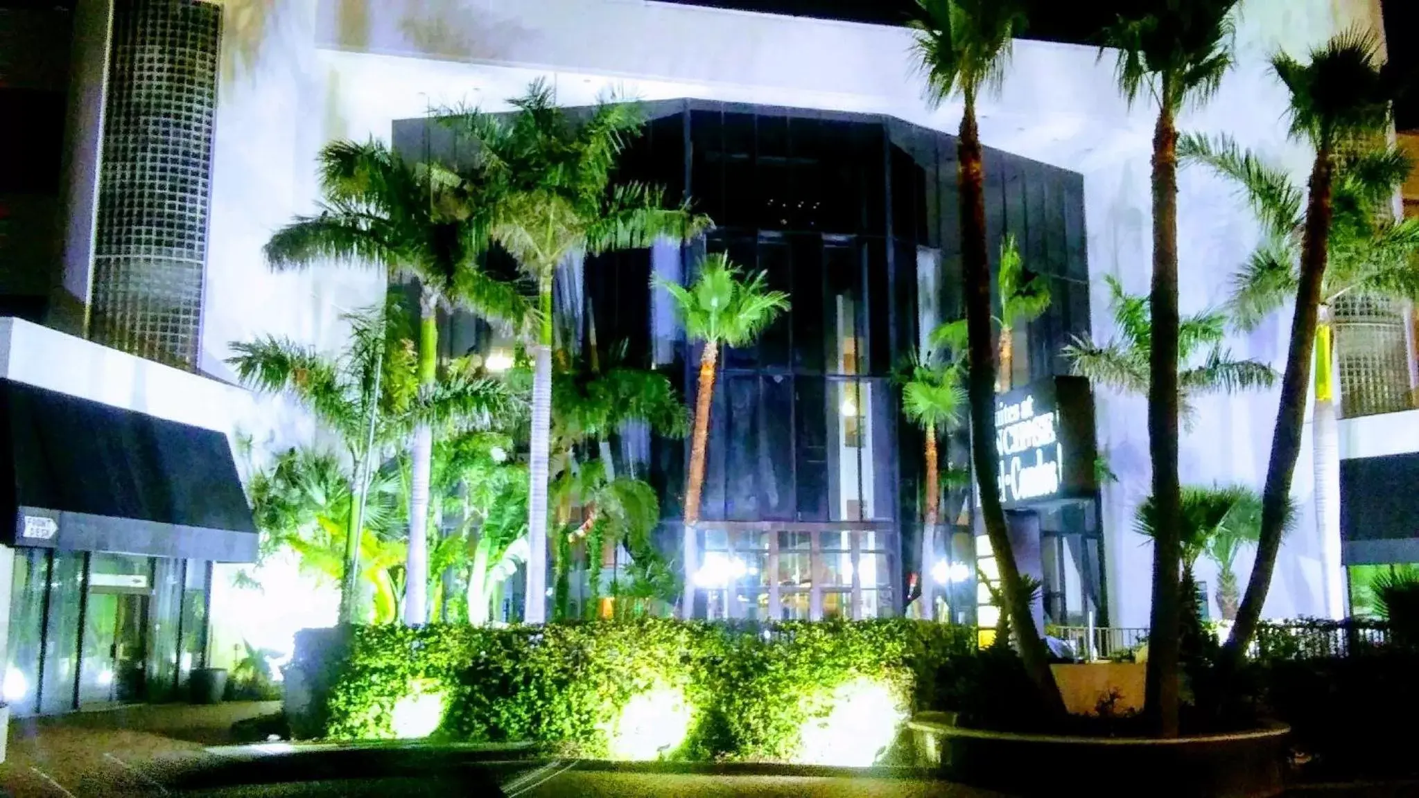 Property building in Sunchase Inn & Suites Property building in Sunchase Inn & Suites