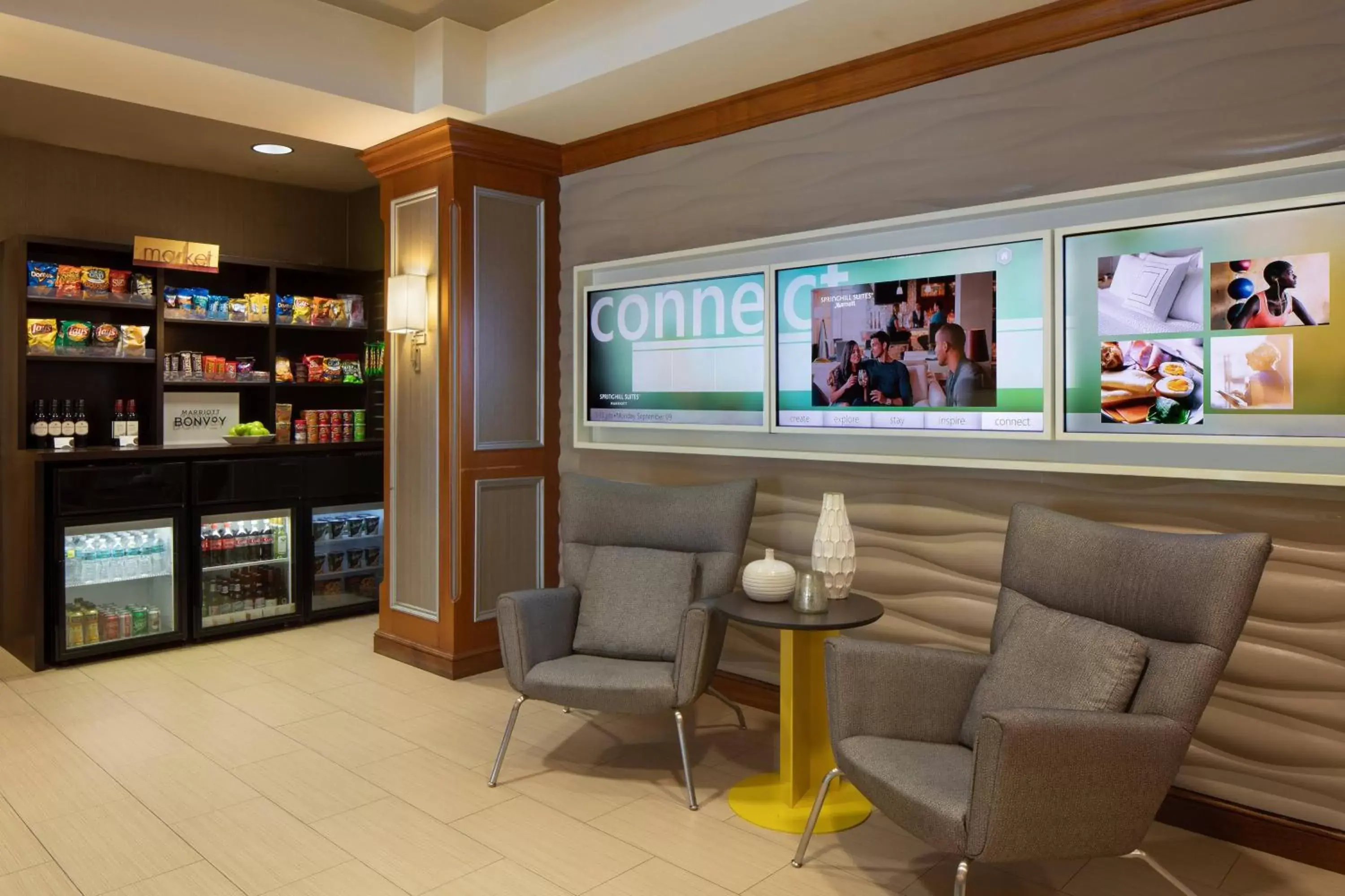 Other, Seating Area in SpringHill Suites by Marriott Tampa Westshore