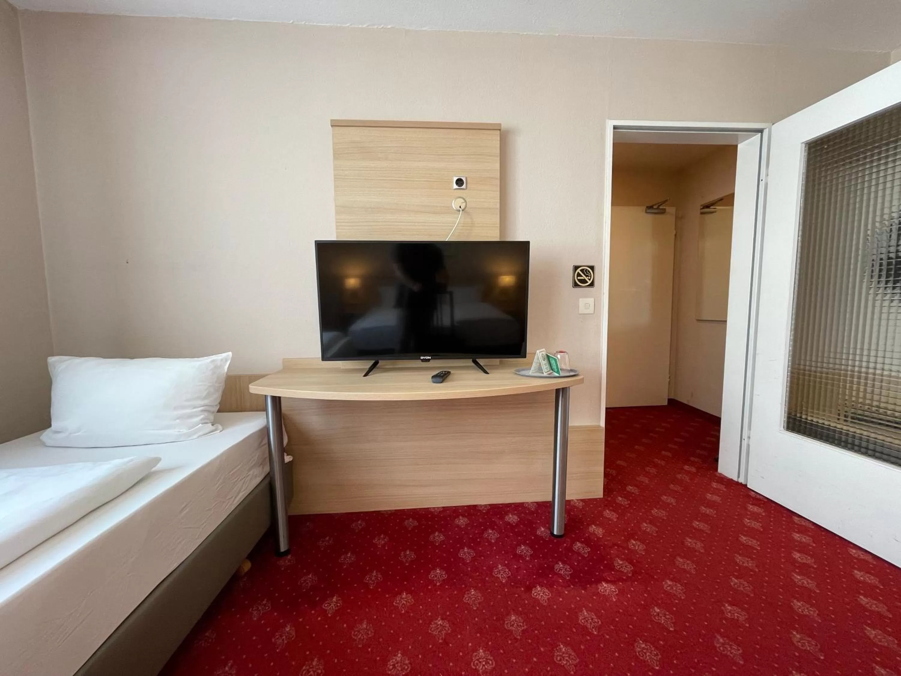 Seating area, Bed in Hafner Hotel- Apartment