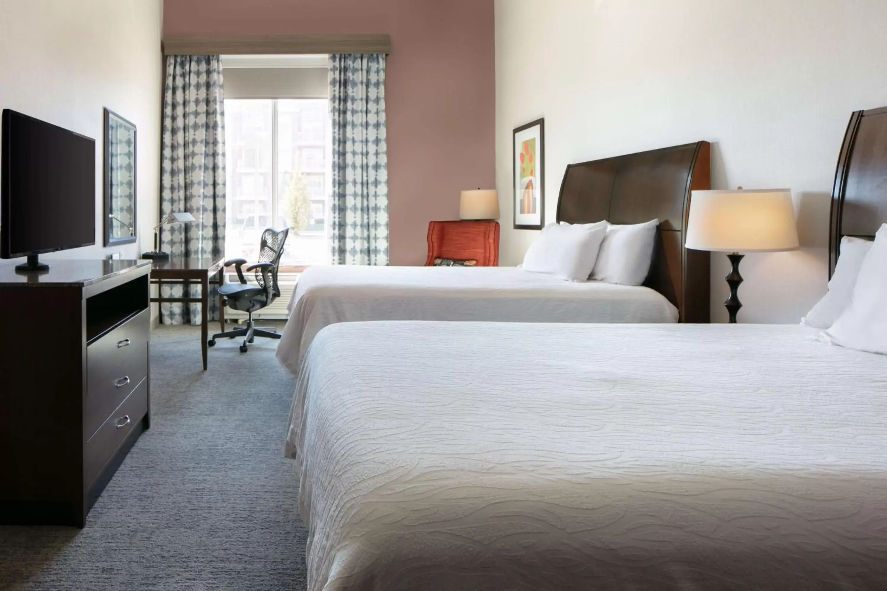 Bedroom, Bed in Hilton Garden Inn Manhattan Kansas