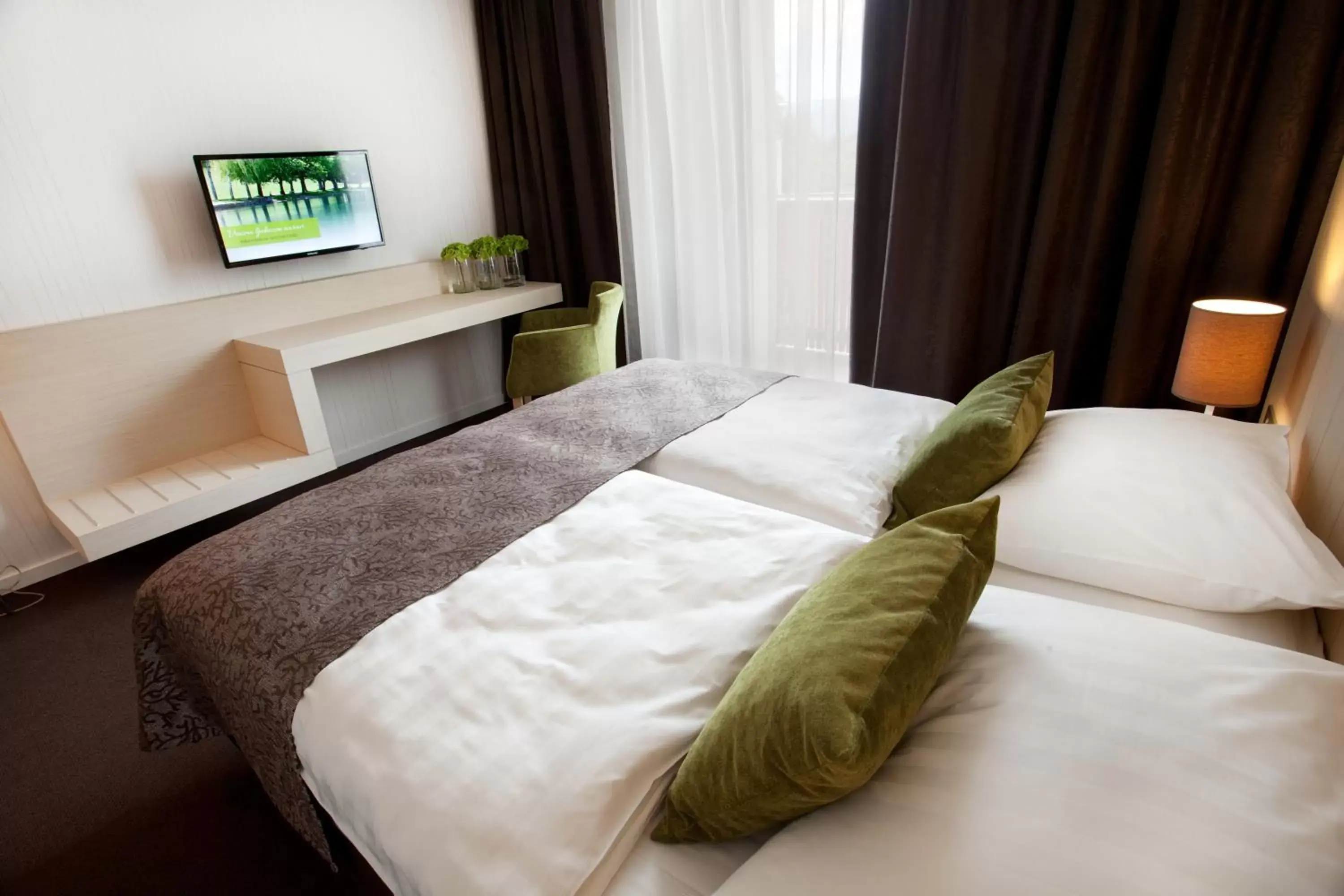 Photo of the whole room, Bed in Hotel Astoria Superior Photo of the whole room, Bed in Hotel Astoria Superior