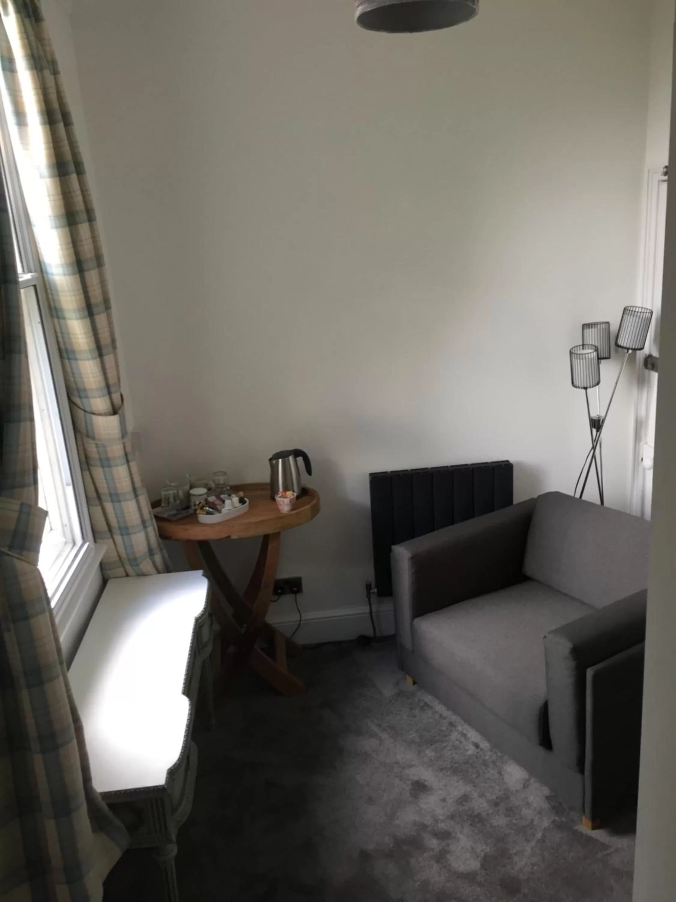 Coffee/tea facilities, Seating Area in Copper Beech House