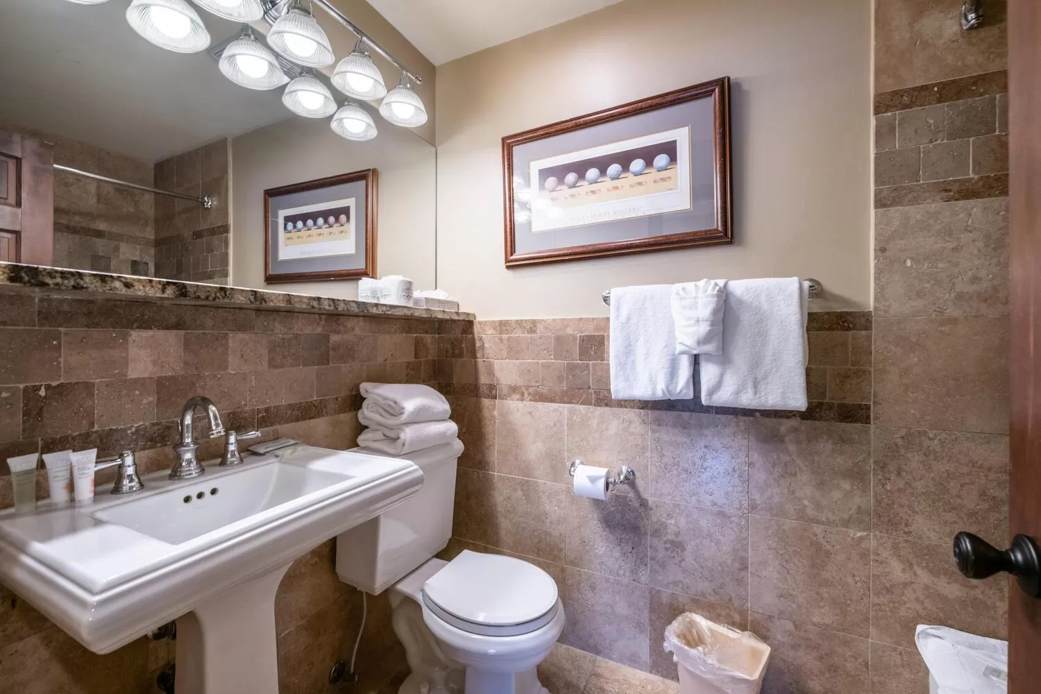 Treasure Mountain Inn