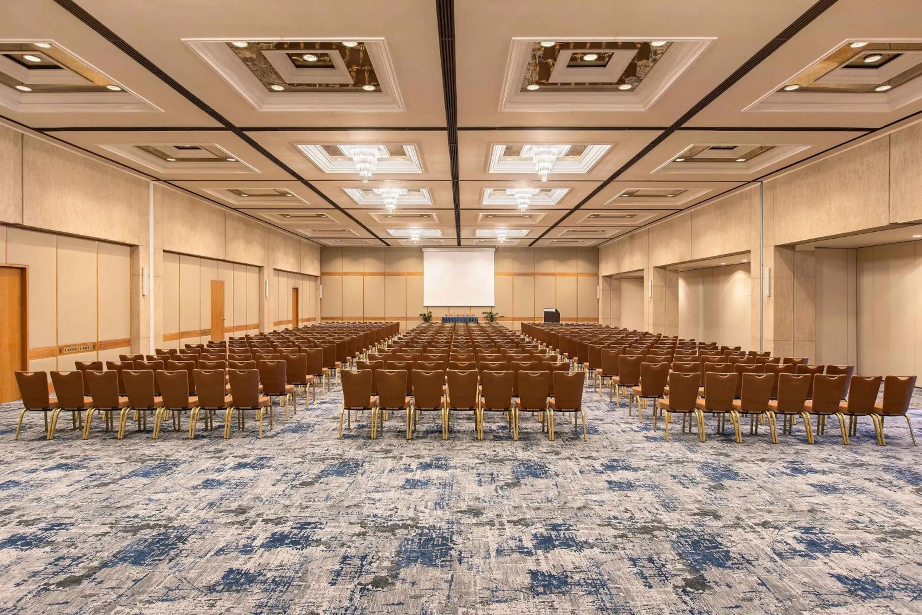 Meeting/conference room in Sheraton Rhodes Resort