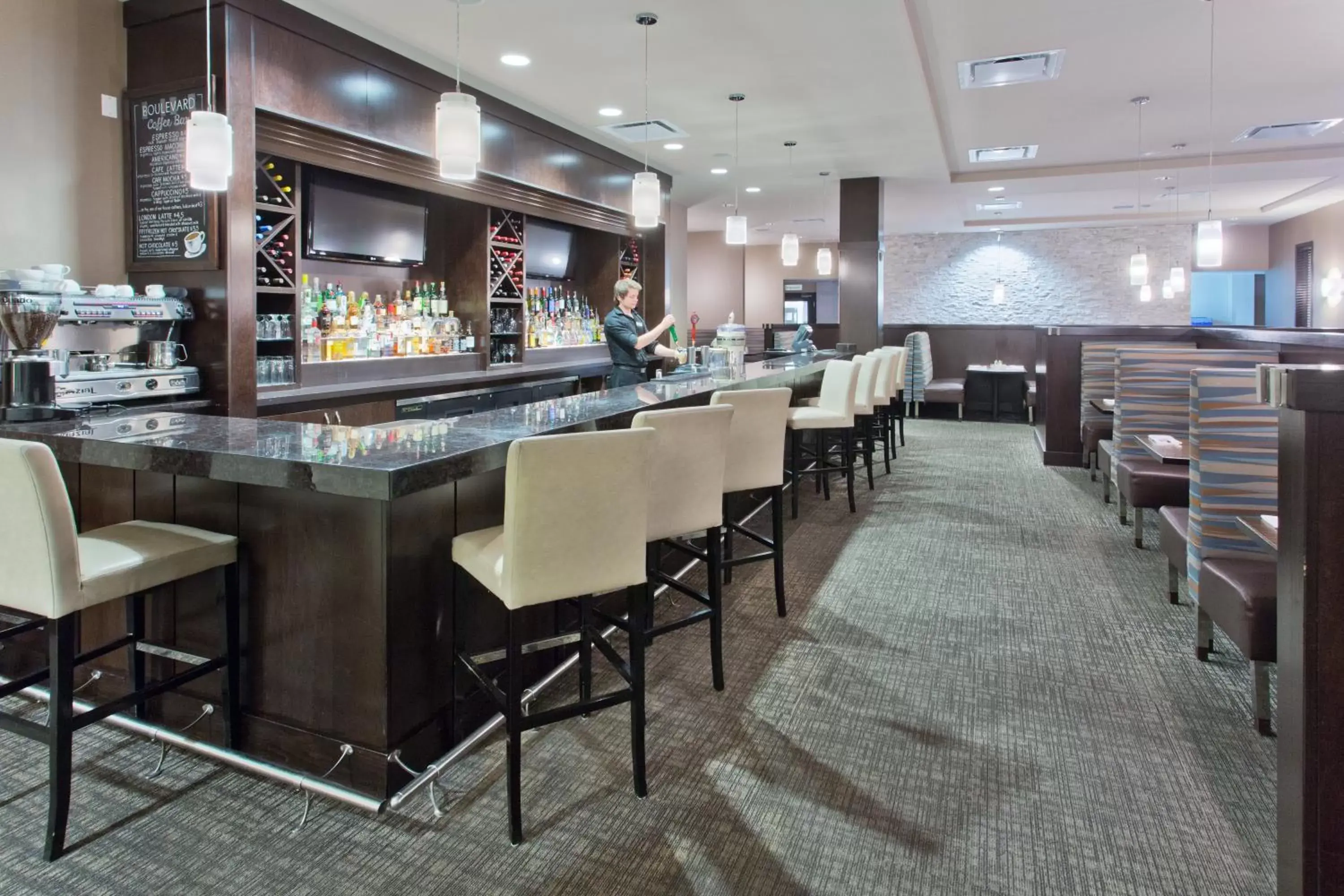 Lounge or bar in Holiday Inn Hotel & Suites Red Deer, an IHG Hotel