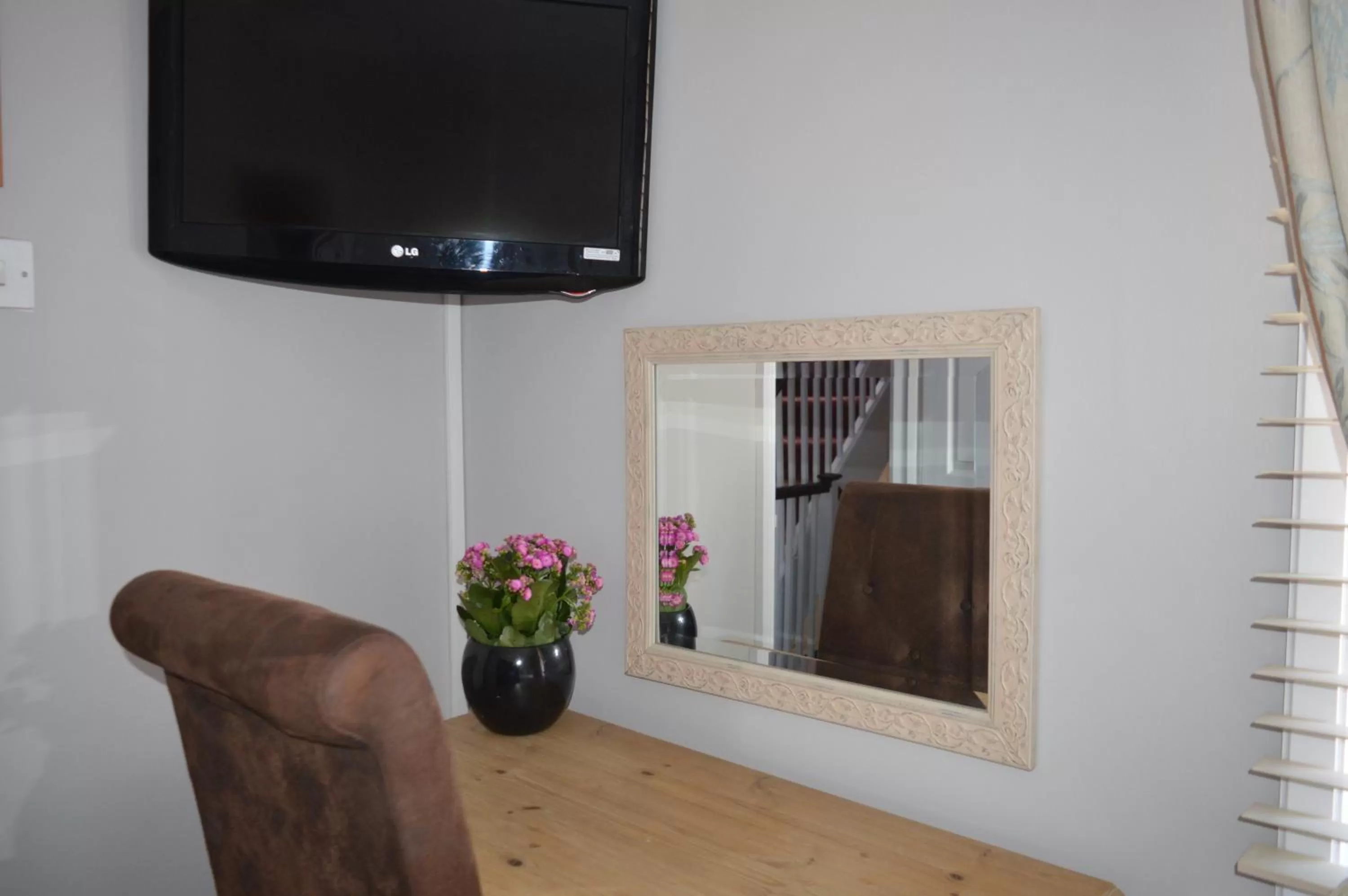 Classic Family Room in The Ilchester Arms Hotel, Ilchester Somerset