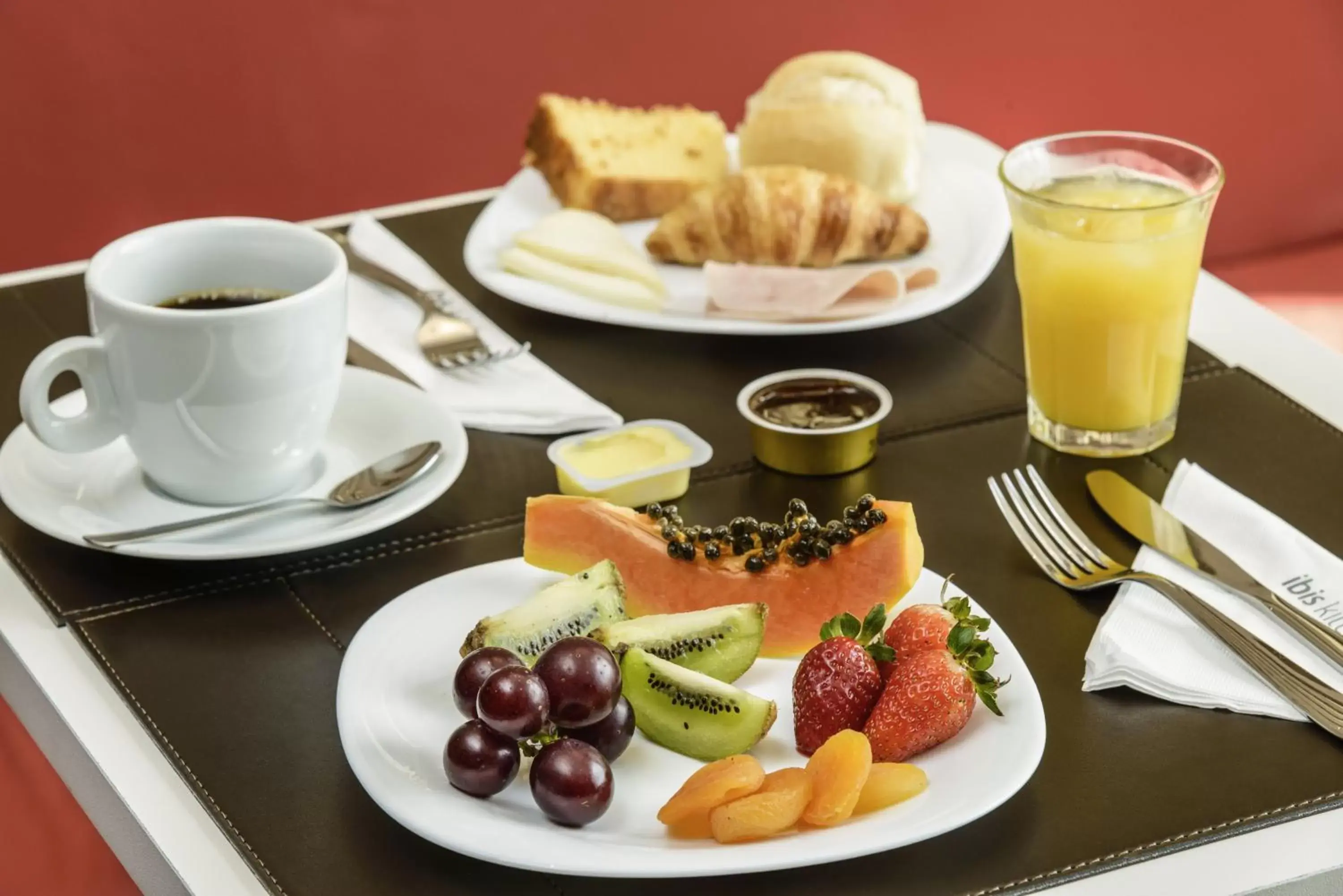 Continental breakfast in ibis Styles Dinan Centre Ville