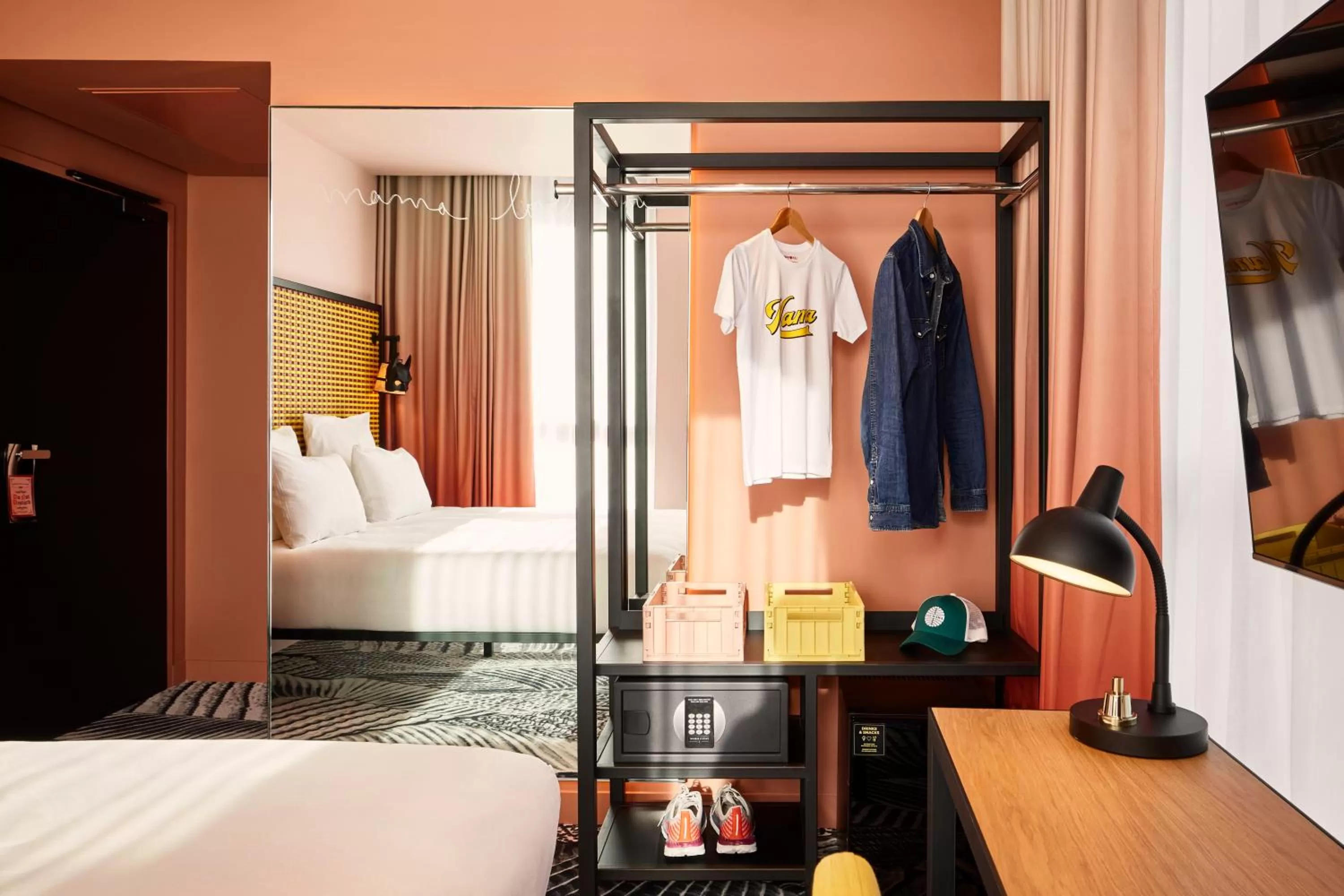 Bed in Mama Shelter Dijon