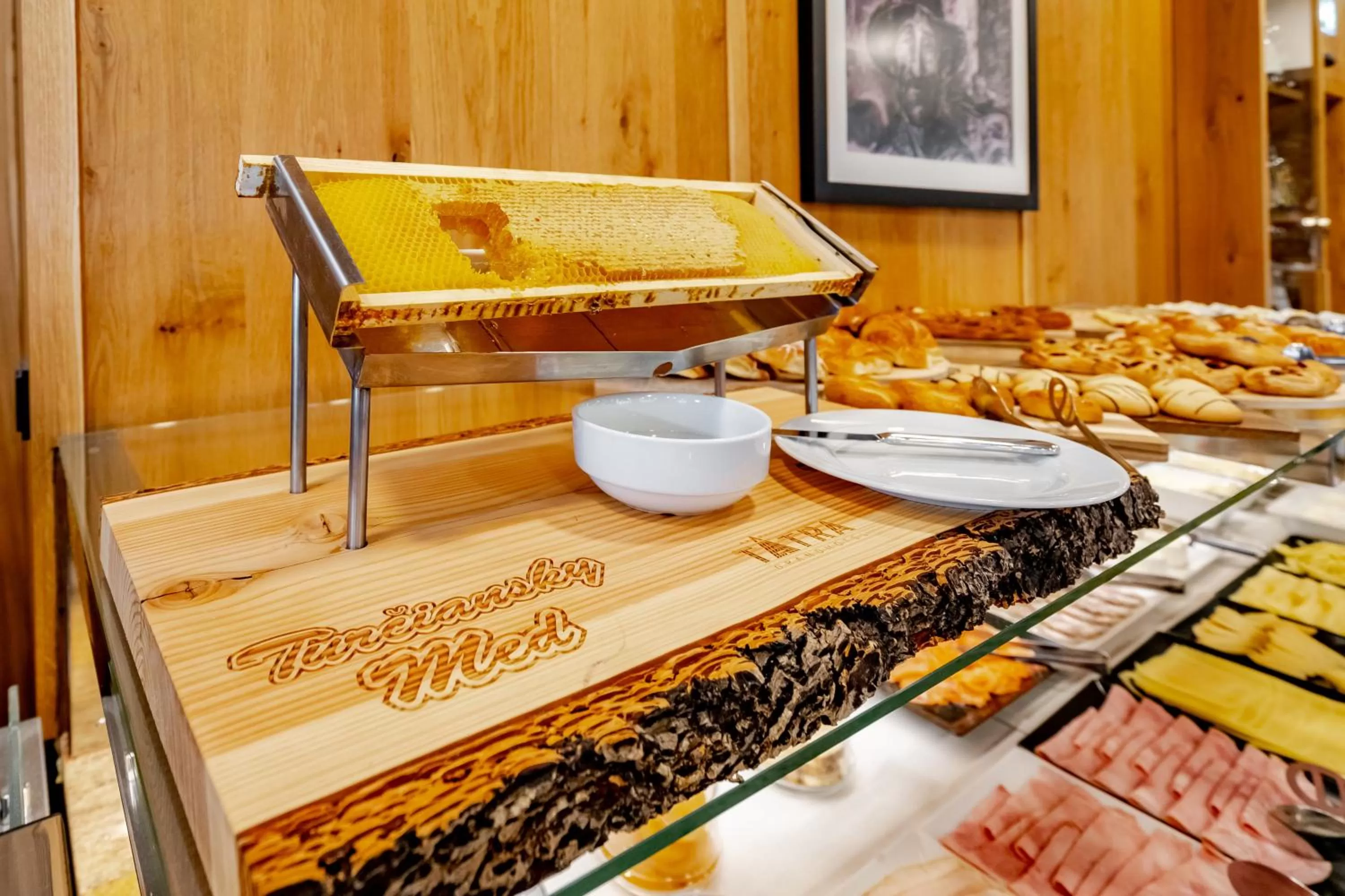 Buffet breakfast in Grandhotel Tatra