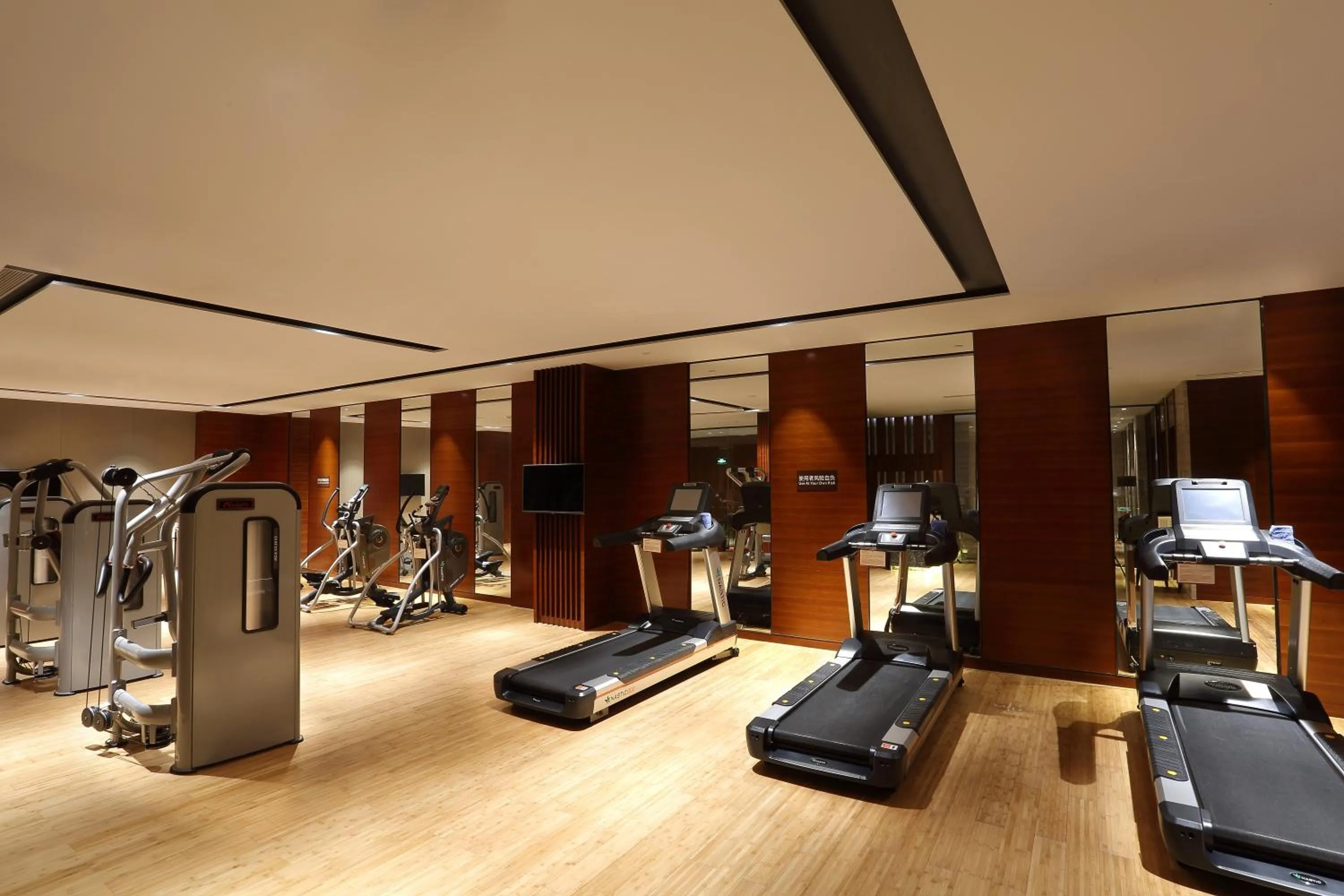 Fitness centre/facilities in HUALUXE Yangjiang City Center