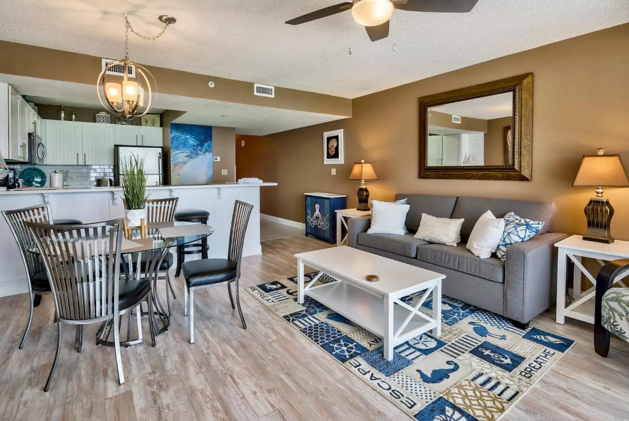 Kitchen or kitchenette, Seating Area in Pelican Beach Resort by Tufan