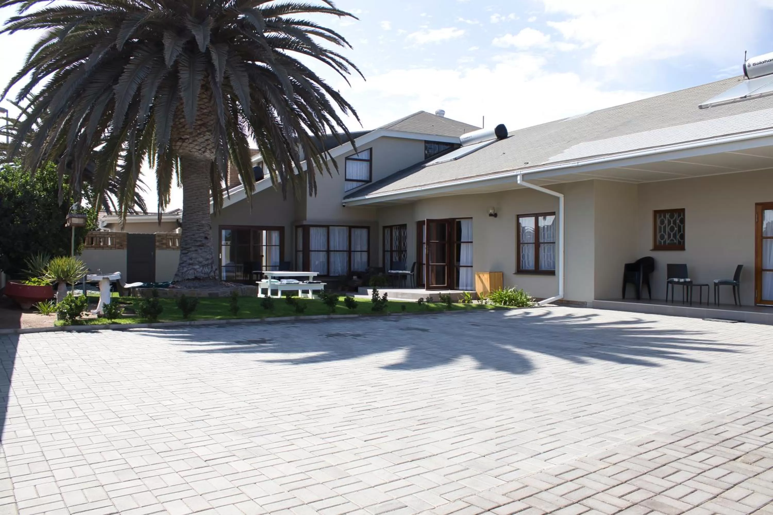 Garden view, Property Building in Kramersdorf Guesthouse