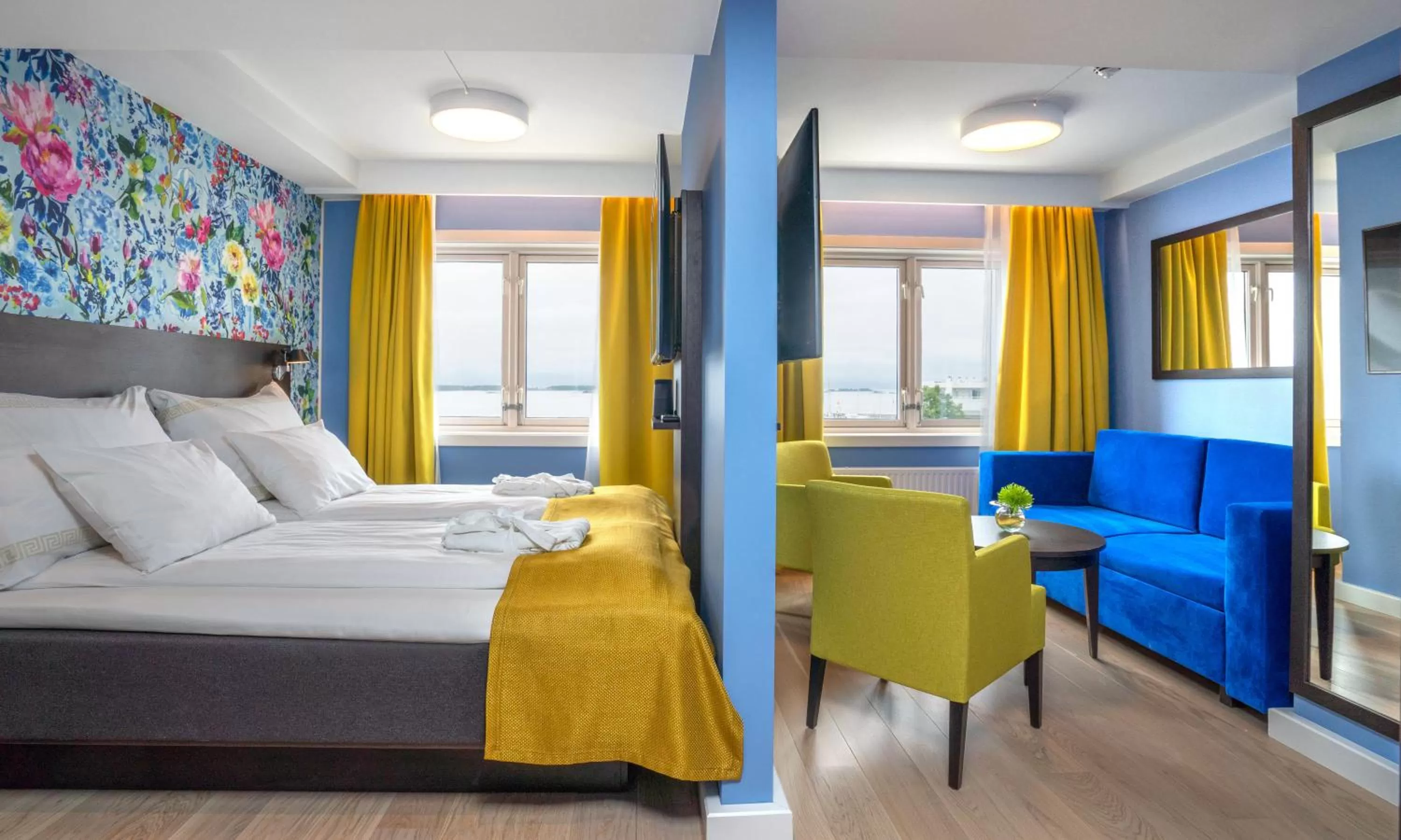 Photo of the whole room, Bed in Thon Hotel Moldefjord