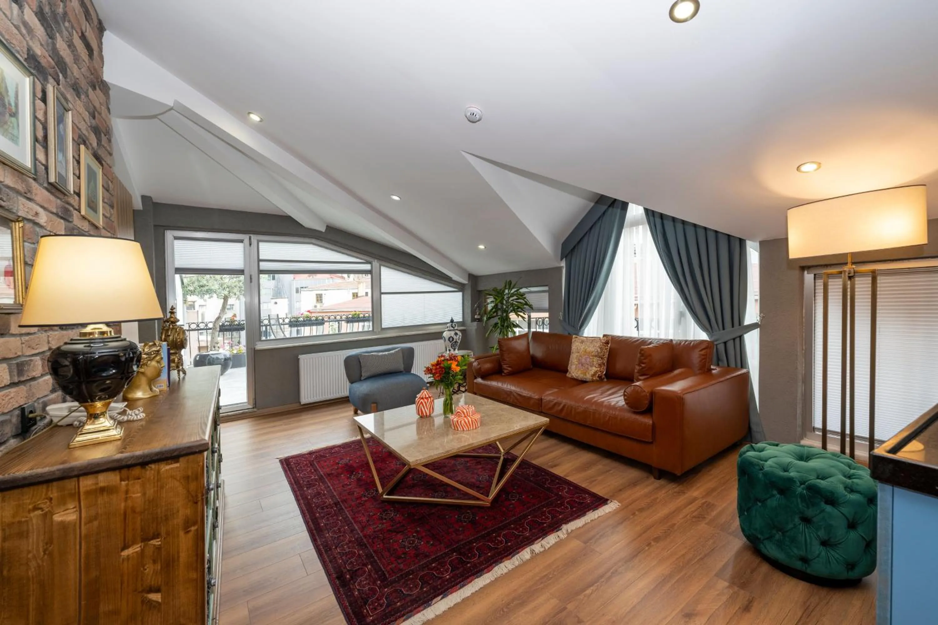 Living room in The Marions Suite istanbul Special Category Taksim
